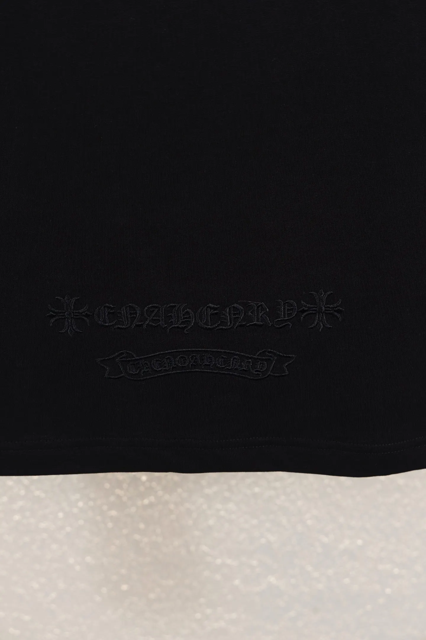 Leather Patch Cross Crew-Neck T-Shirt D14511140 — view 8