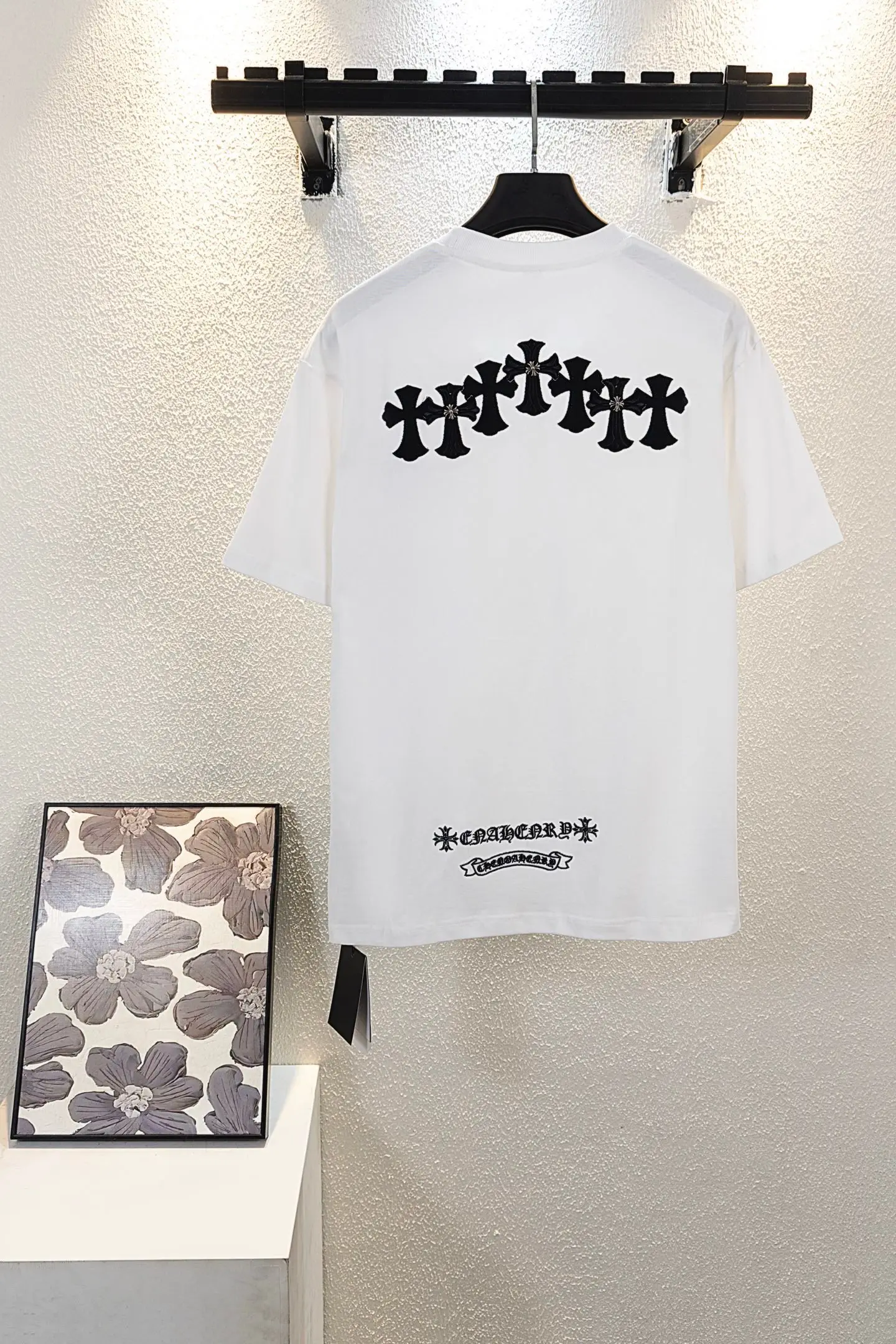 Leather Cross Patch Cotton T-Shirt D14511141 — view 2