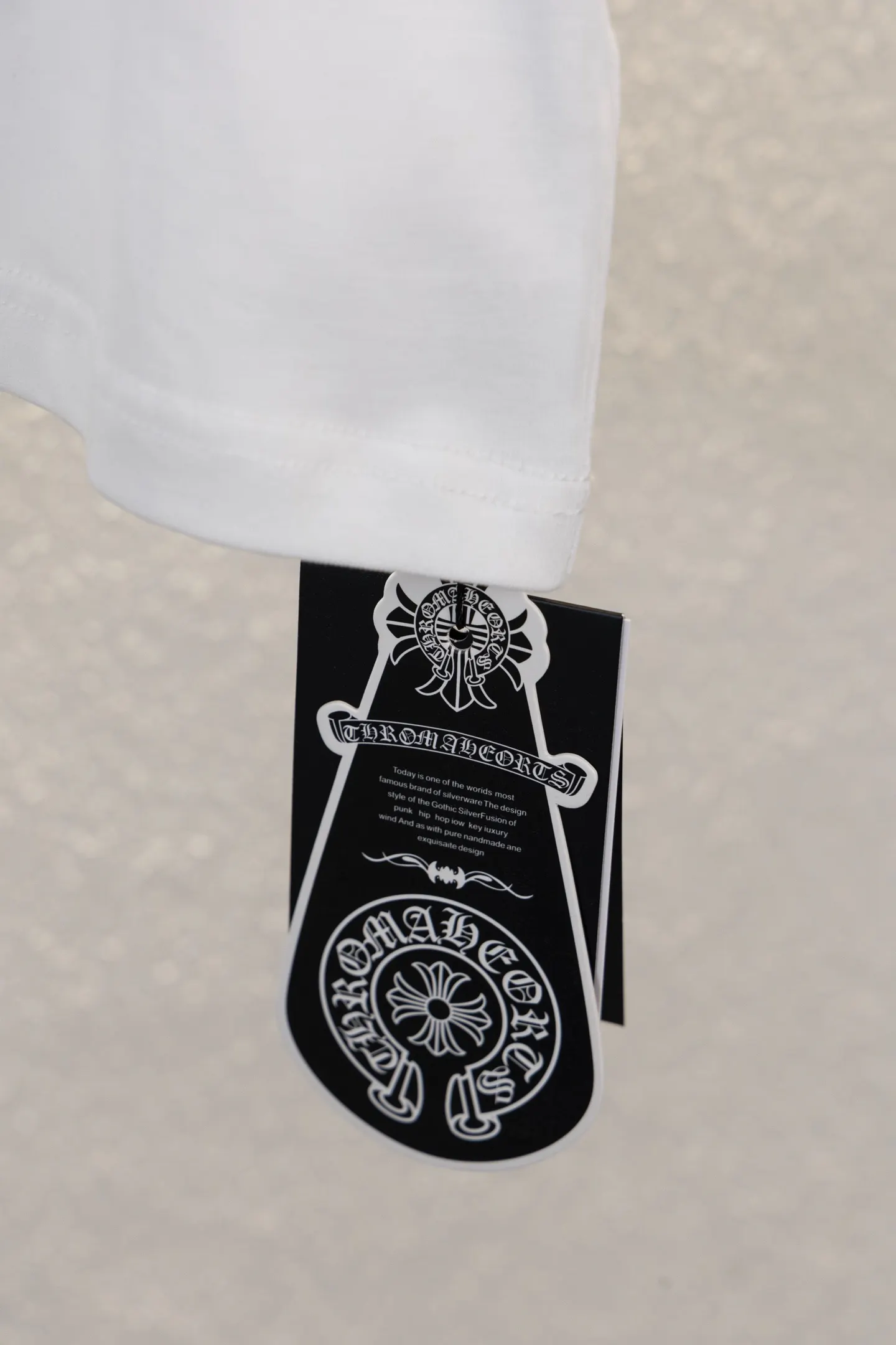 Leather Cross Patch Cotton T-Shirt D14511141 — view 12
