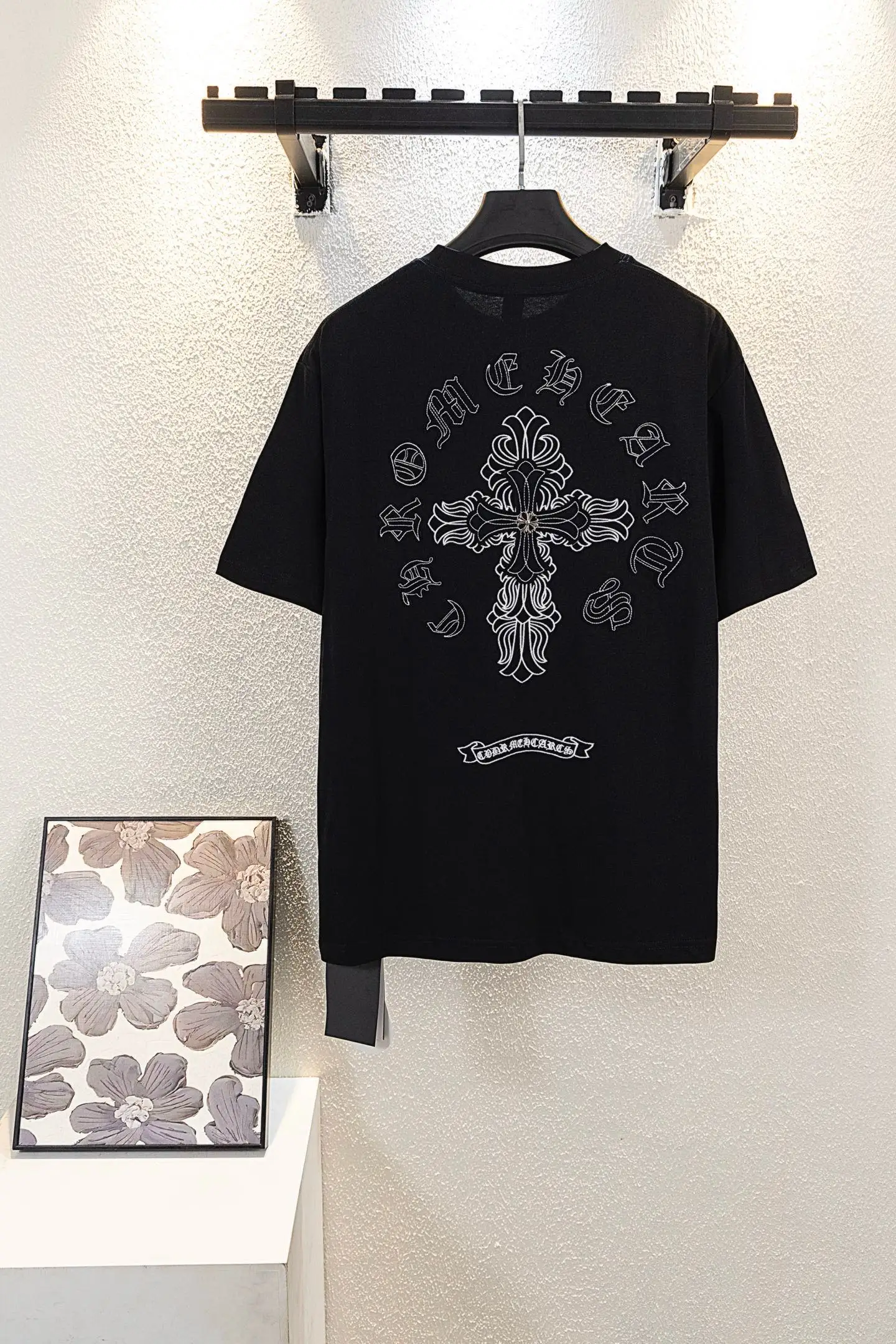 Cross Patch Embroidered Cotton T-Shirt D14511131 — view 2