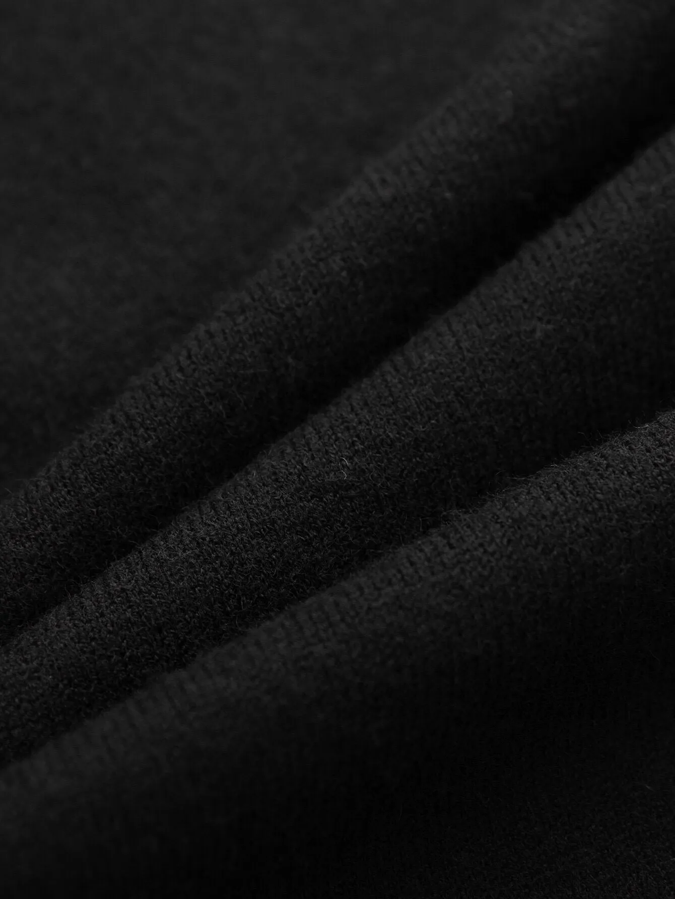 Logo-Embroidered Cashmere Crew-Neck Sweater D14516067 — view 9