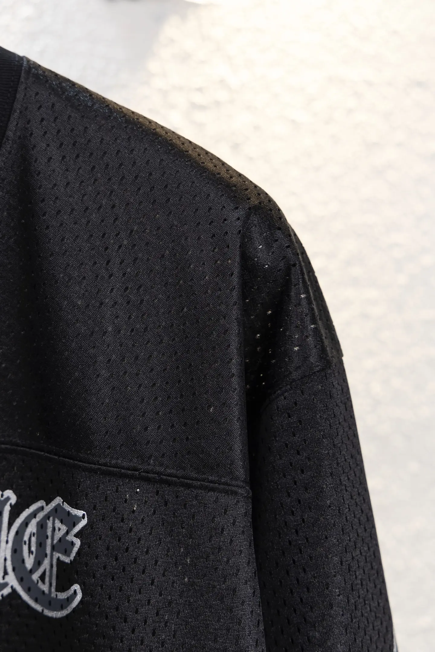 Logo-Print Mesh Hockey Jersey D14512241 — view 7