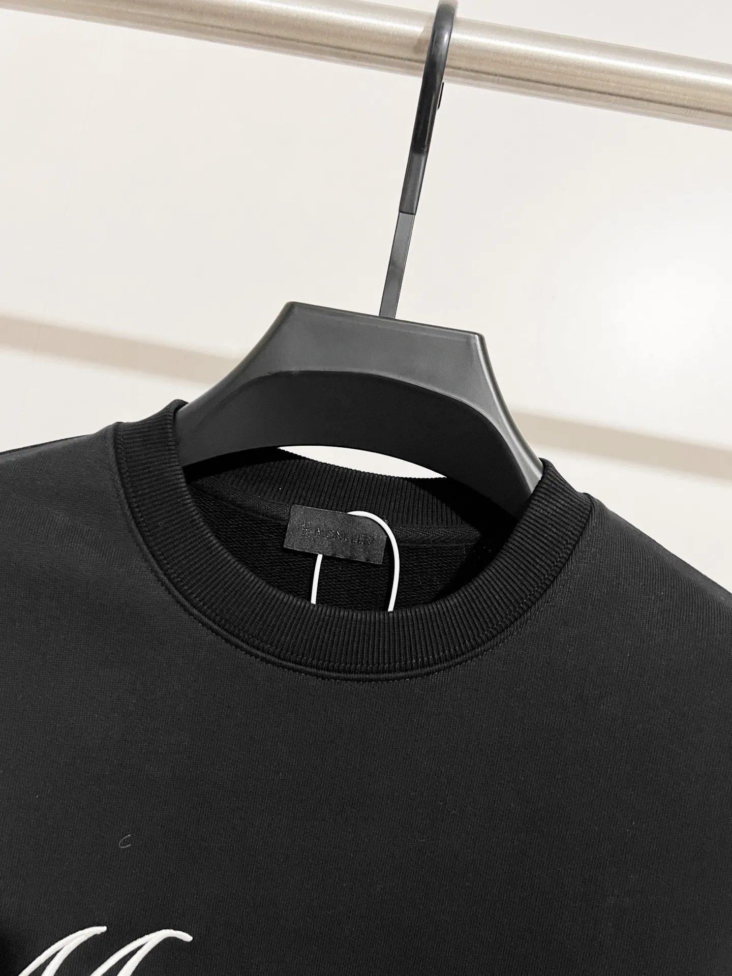 Logo Embroidery Crew-Neck Sweatshirt D14516080 — view 8