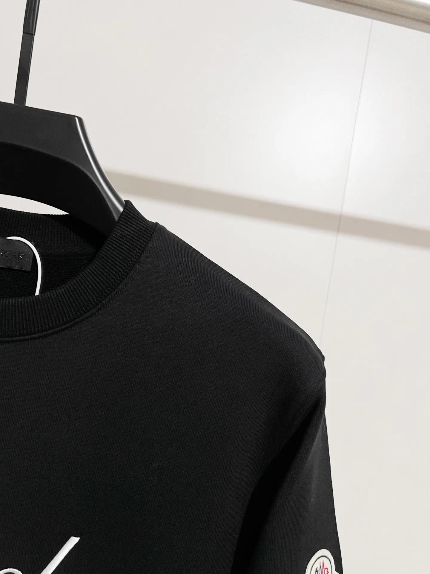 Logo Embroidery Crew-Neck Sweatshirt D14516080 — view 9