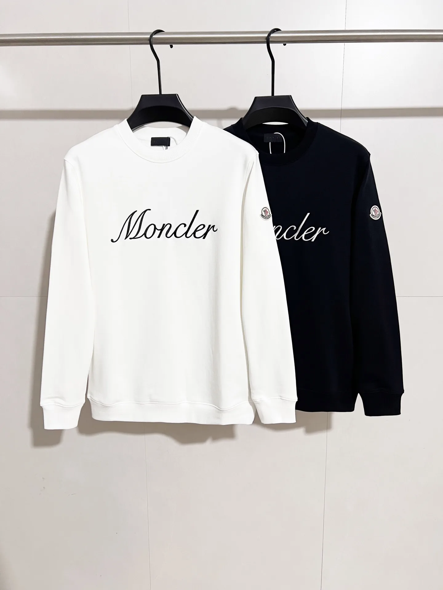 Logo-Embroidered Cotton-Blend Sweatshirt D14516081