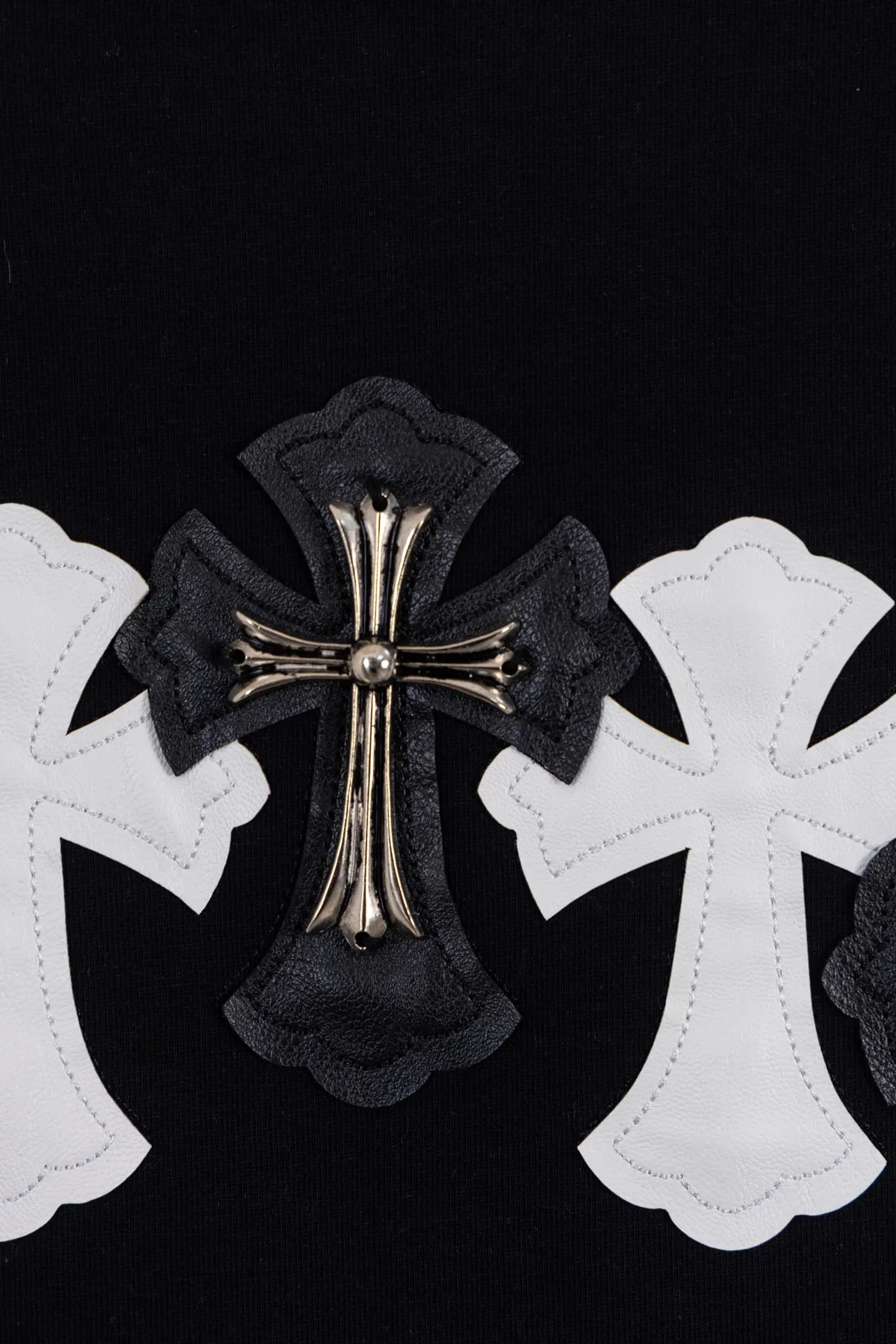 Cross Patch Embroidered Cotton Sweatshirt D14812235 — view 6