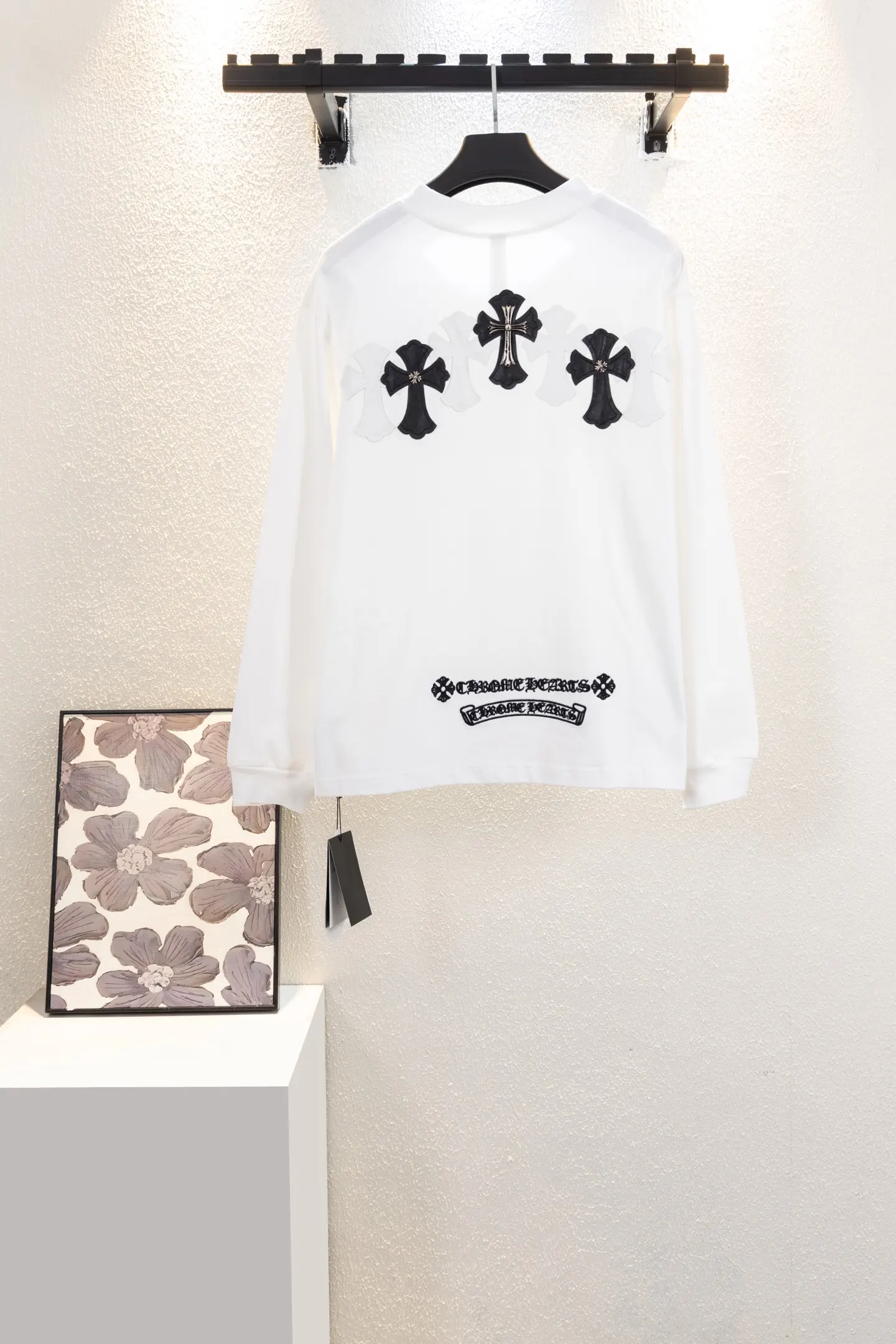 Cross Patch Embroidered Cotton Sweatshirt D14812234 — view 2