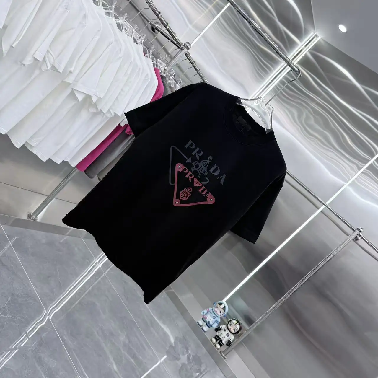 Embellished Logo Graphic T-Shirt D15013957 — view 2