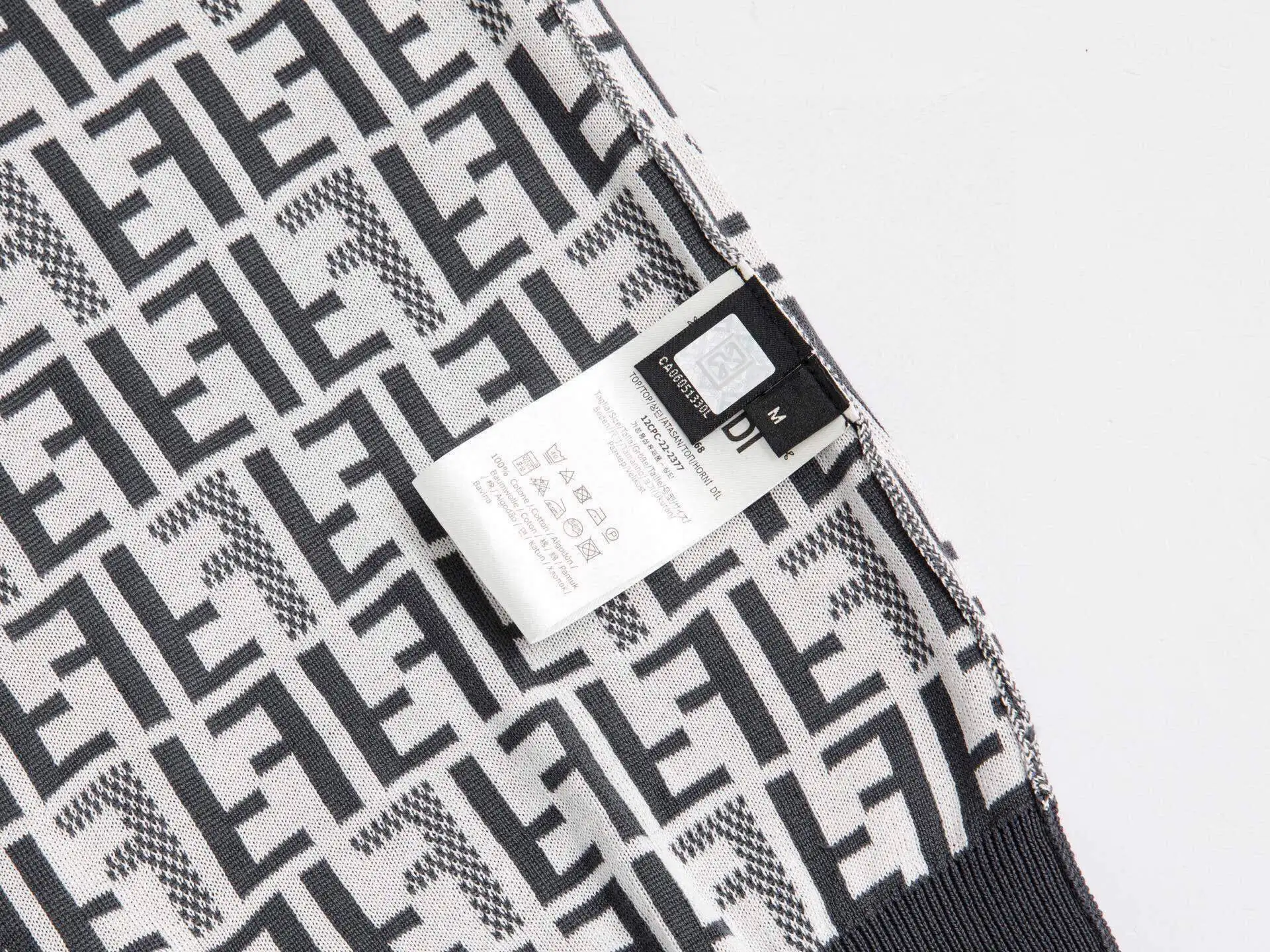 FF Monogram Jacquard Knit T-Shirt D15016107 — view 6