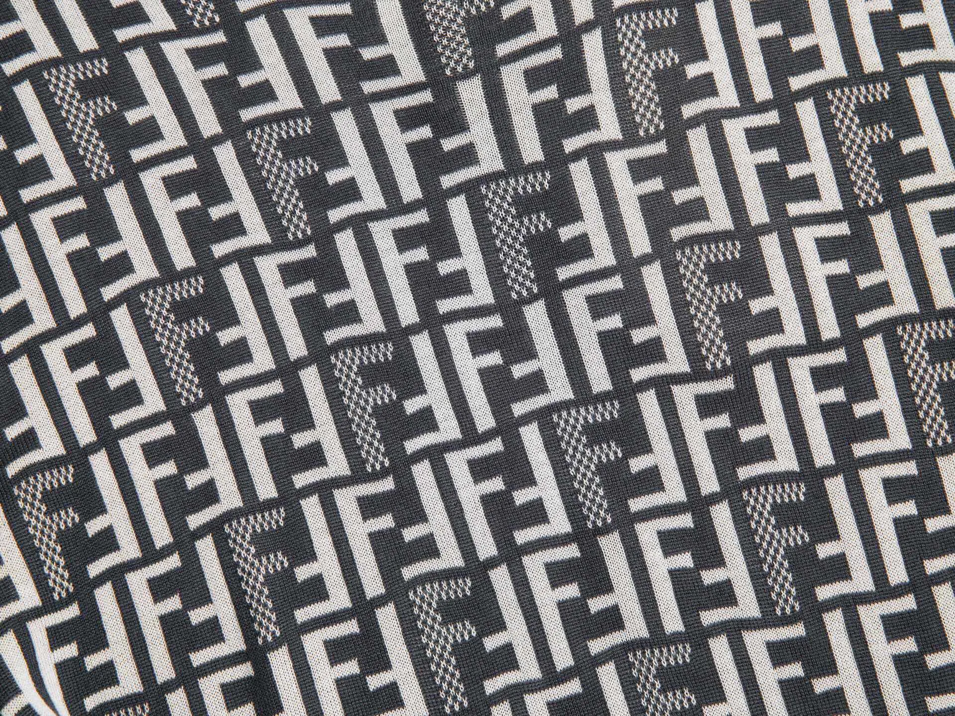 FF Monogram Jacquard Knit T-Shirt D15016107 — view 9