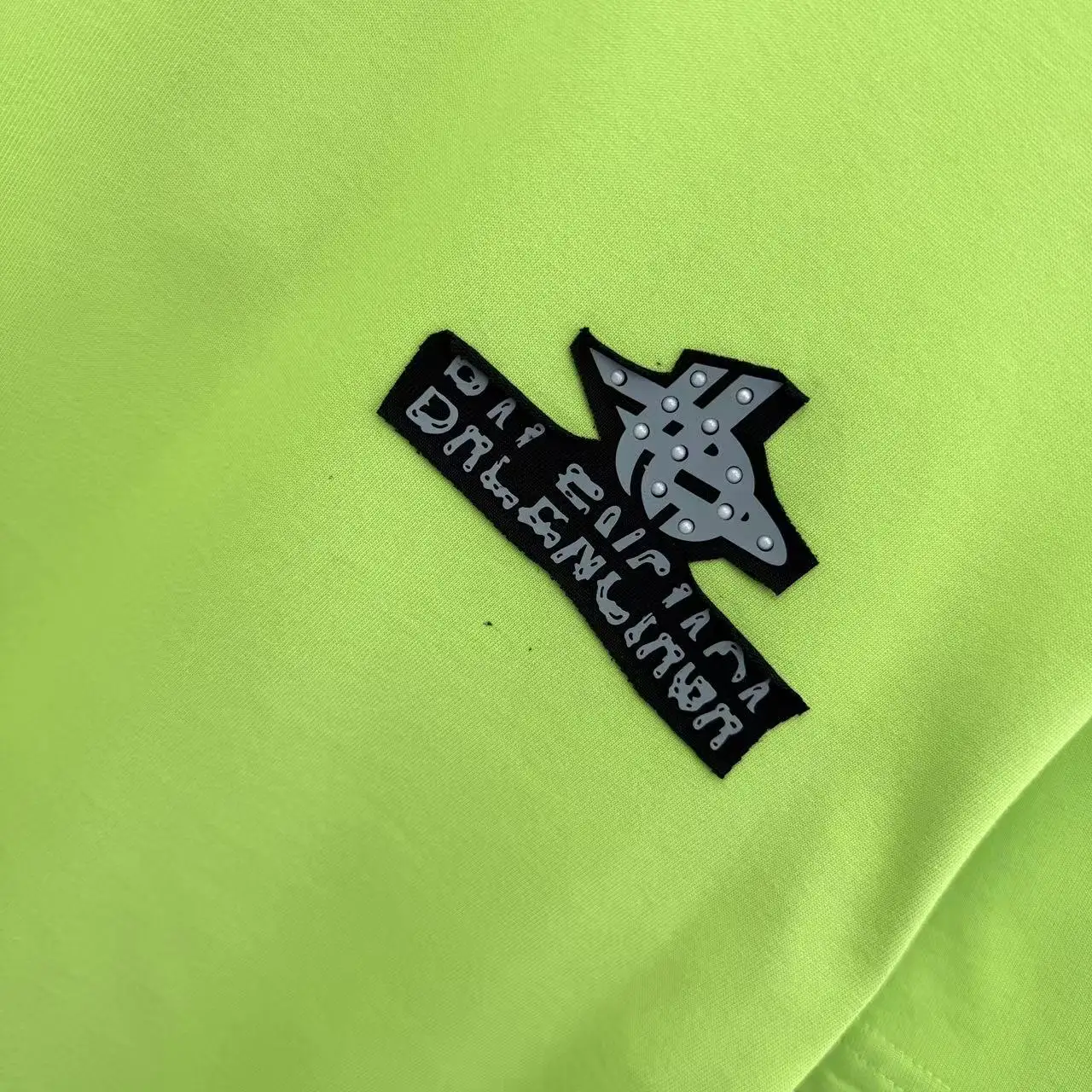 Logo Patch Rhinestone Embellished T-Shirt D15013955 — view 6