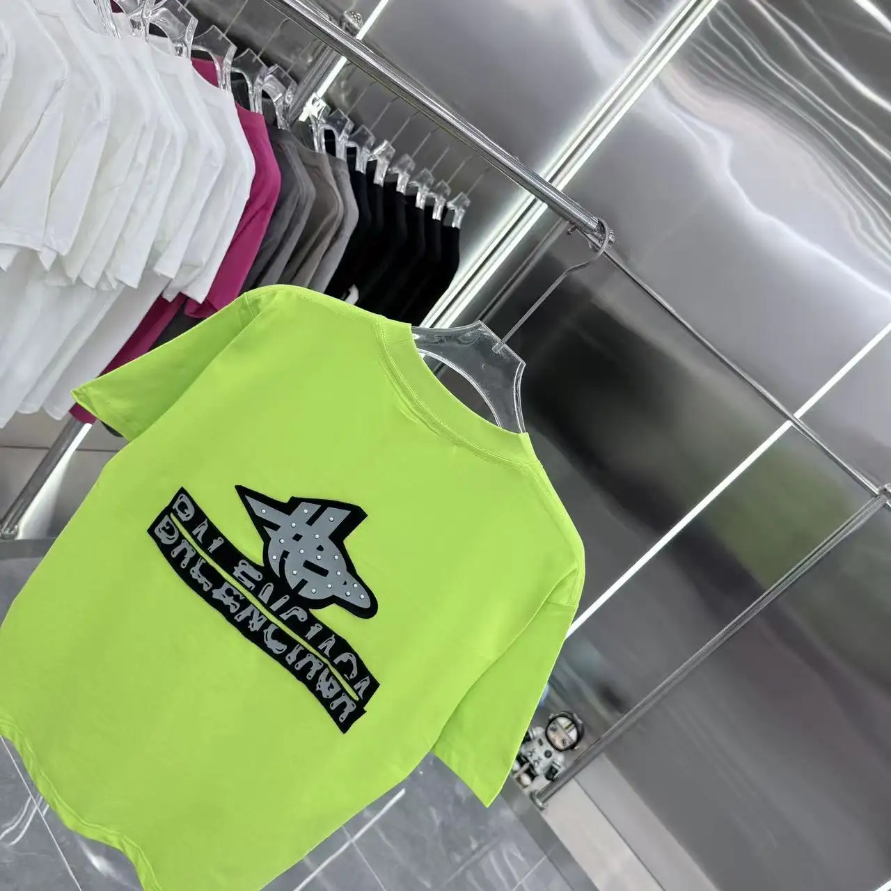 Logo Patch Rhinestone Embellished T-Shirt D15013955 — view 8