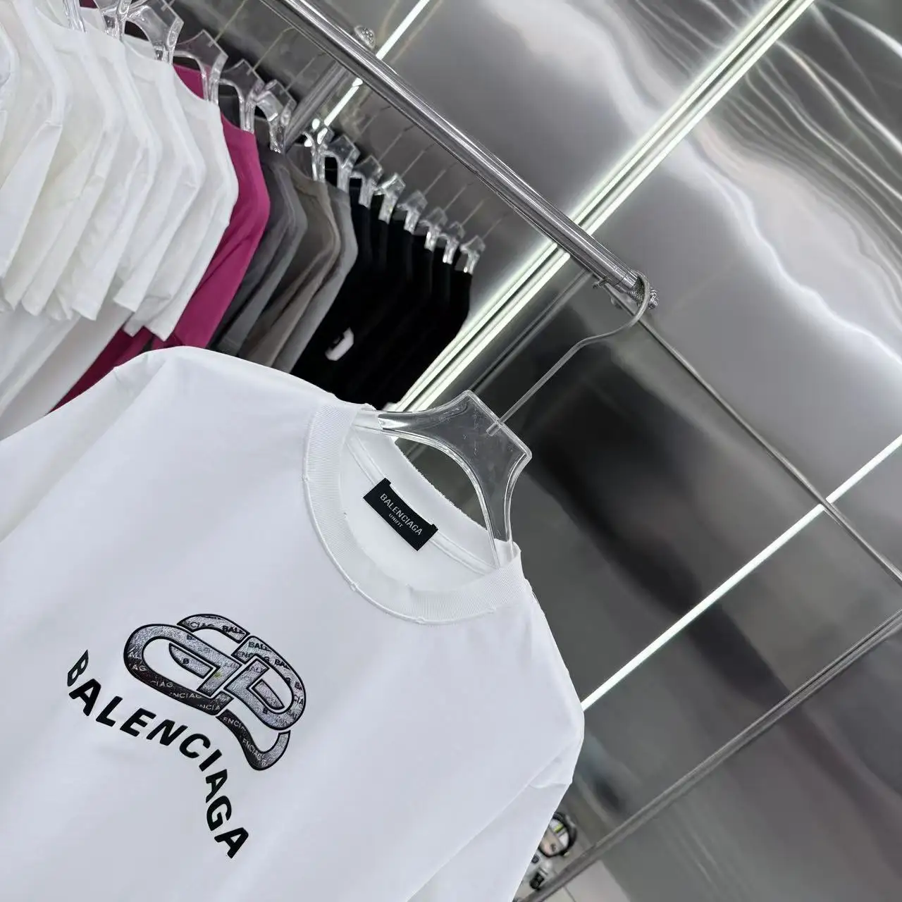 Distressed Logo Print Oversized T-Shirt D15013950 — view 7