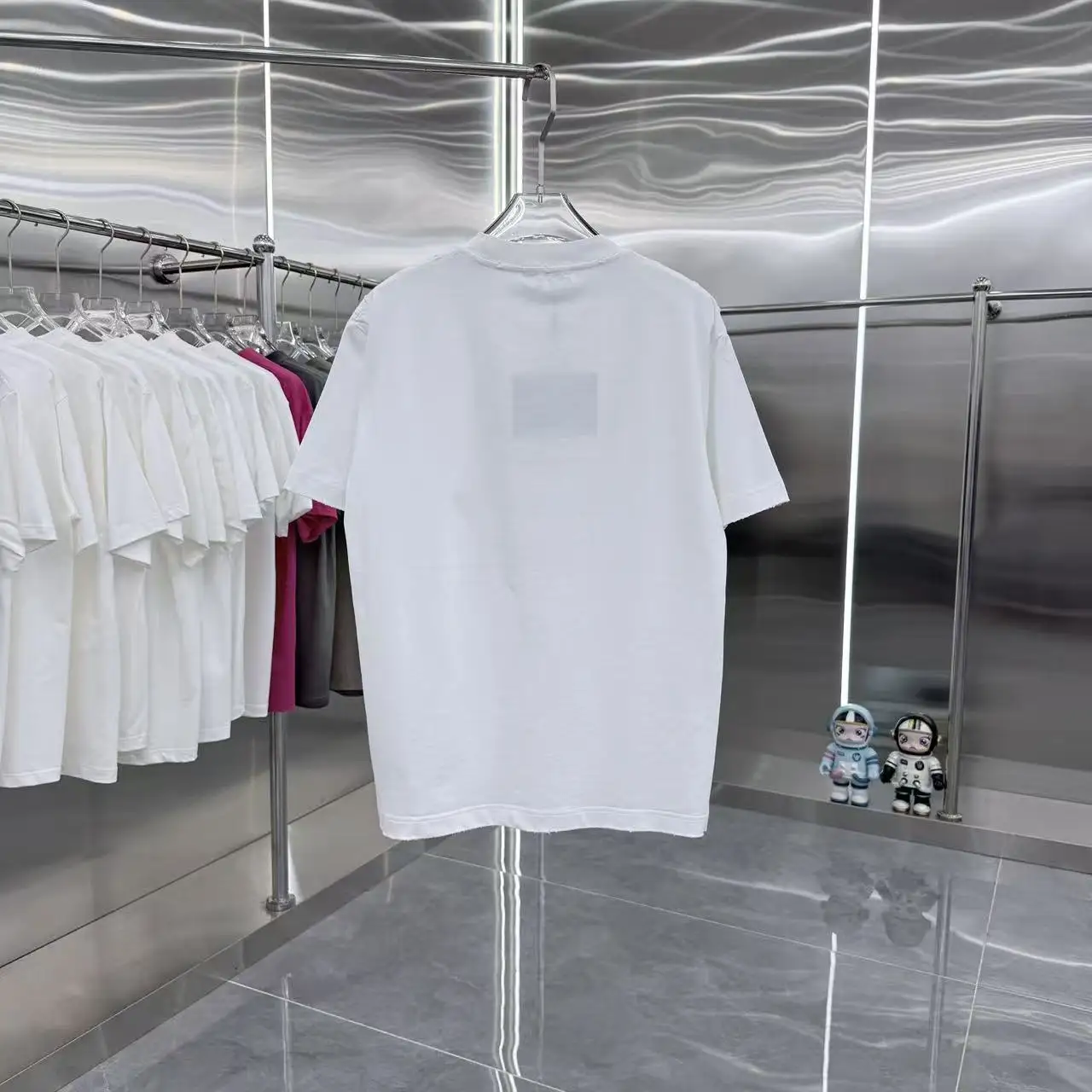Distressed Logo Print Oversized T-Shirt D15013950 — view 8