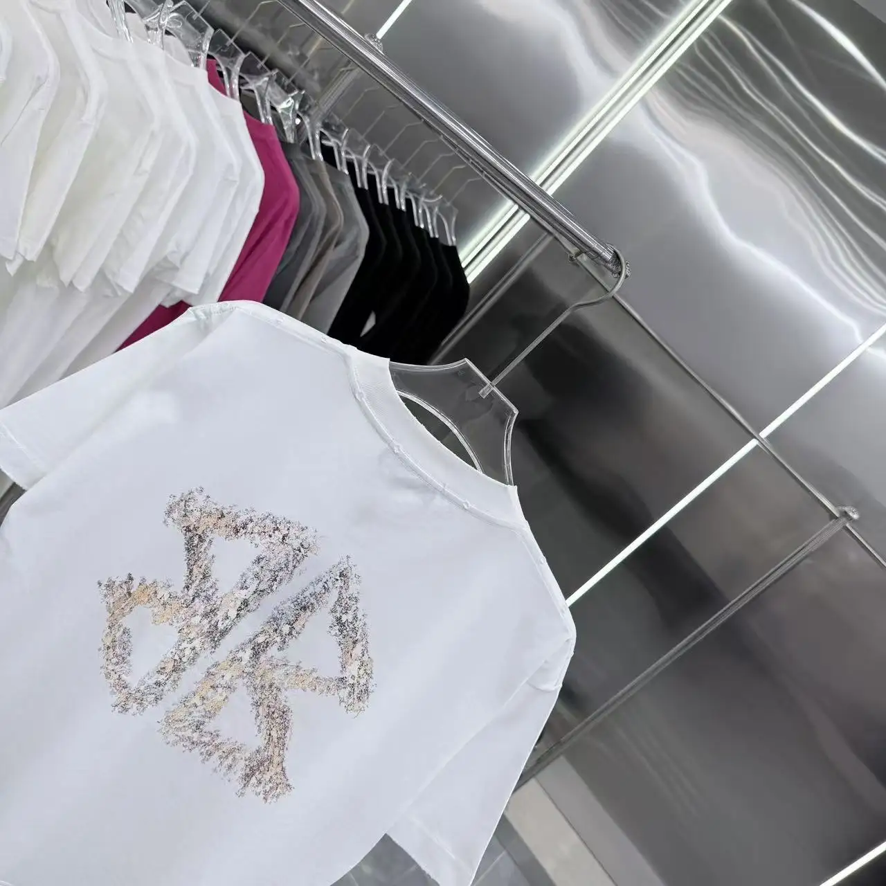 Distressed Logo-Print Cotton T-Shirt D15013928 — view 8