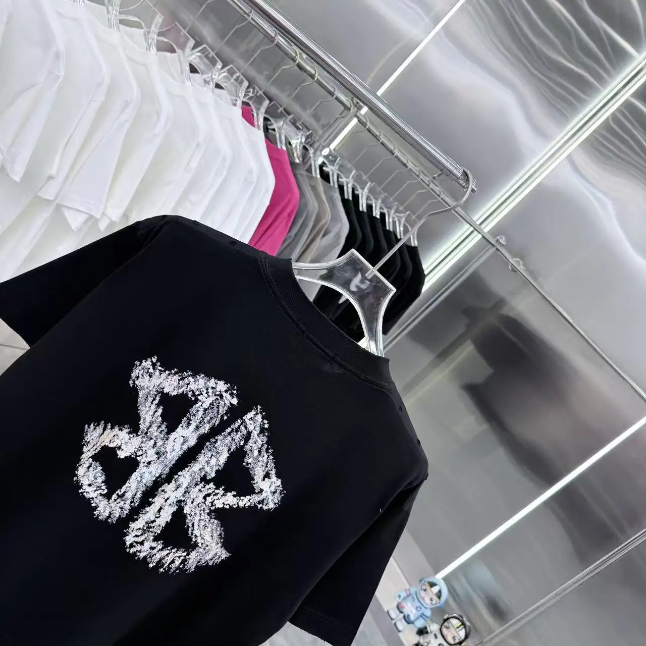 Distressed Logo-Print Cotton T-Shirt D15013927 — view 8