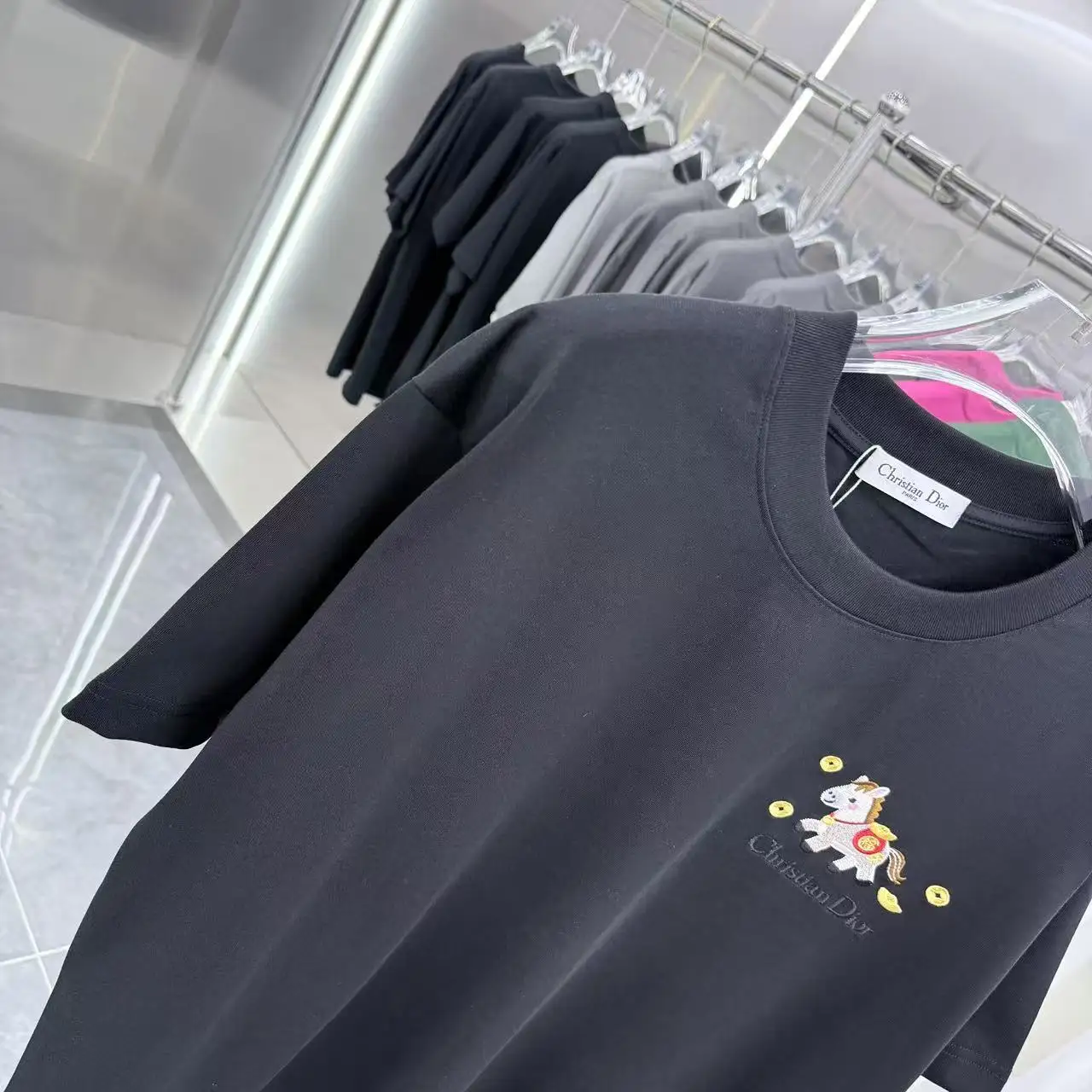 Embroidered Year of the Horse Cotton T-Shirt D15013900 — view 4