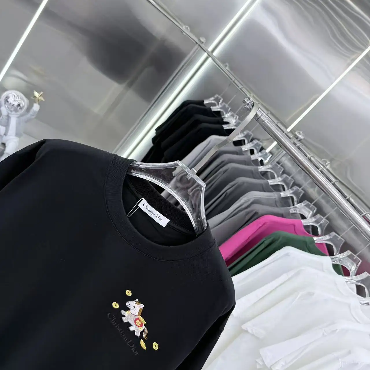 Embroidered Year of the Horse Cotton T-Shirt D15013900 — view 7