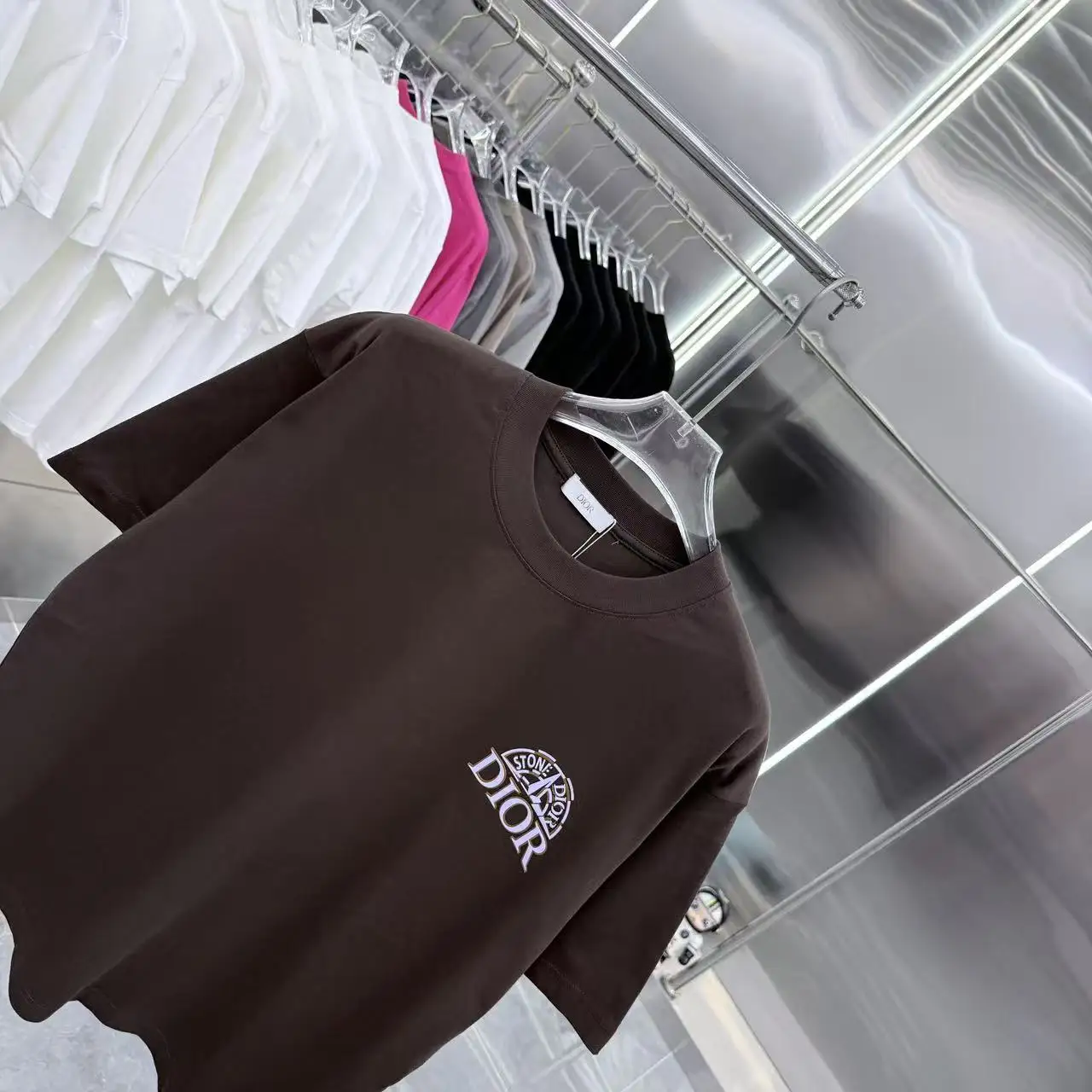 Logo Graphic Cotton T-Shirt D15013934 — view 3