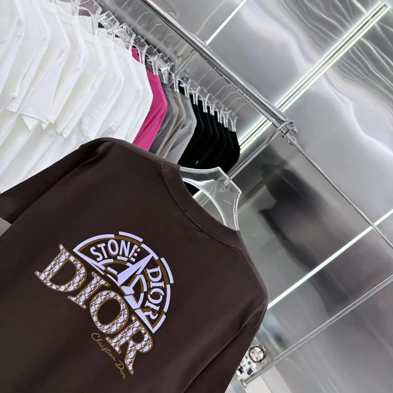 Logo Graphic Cotton T-Shirt D15013934 — view 8