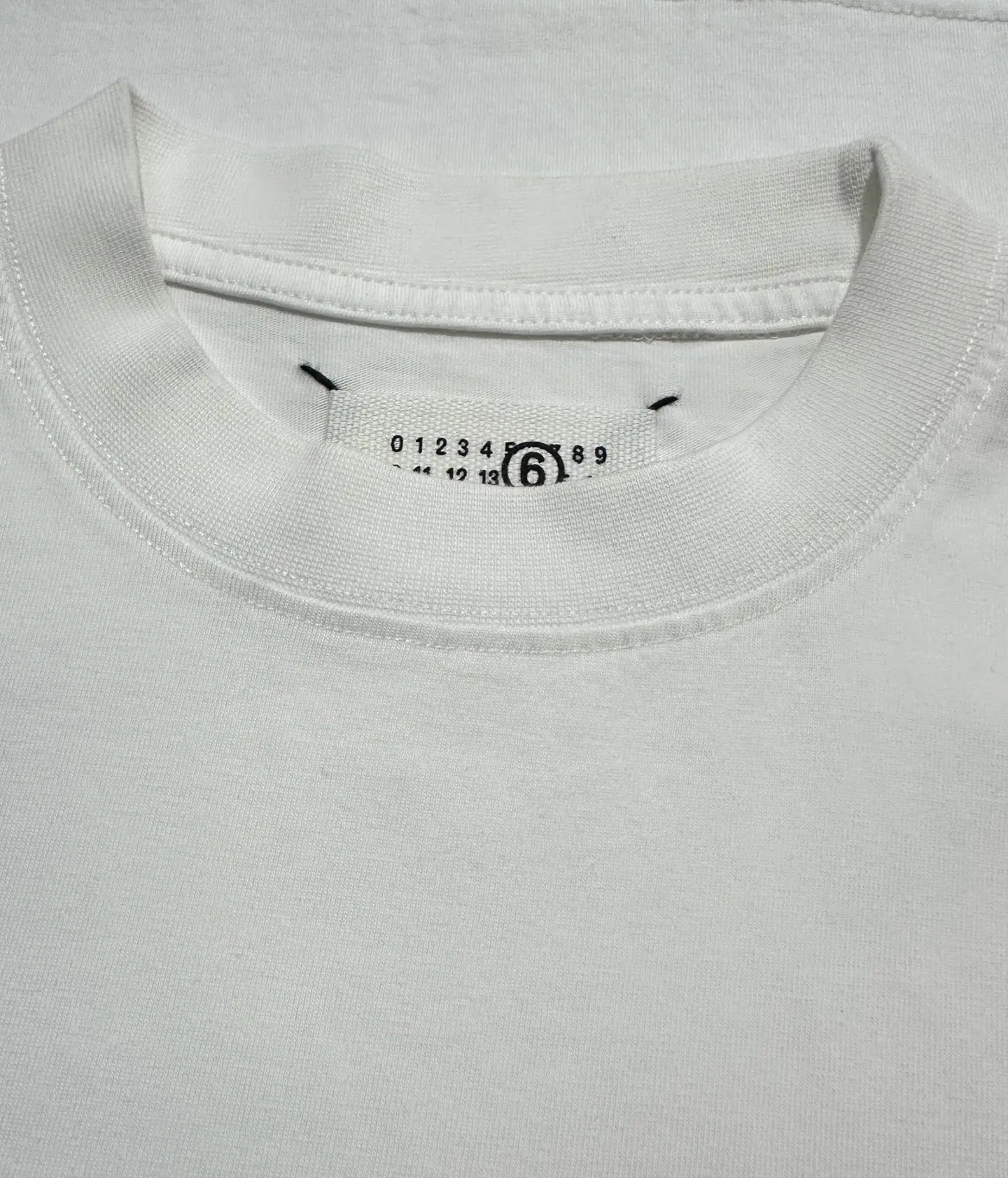 Distressed Logo Print Sleeveless T-Shirt D15011333 — view 6