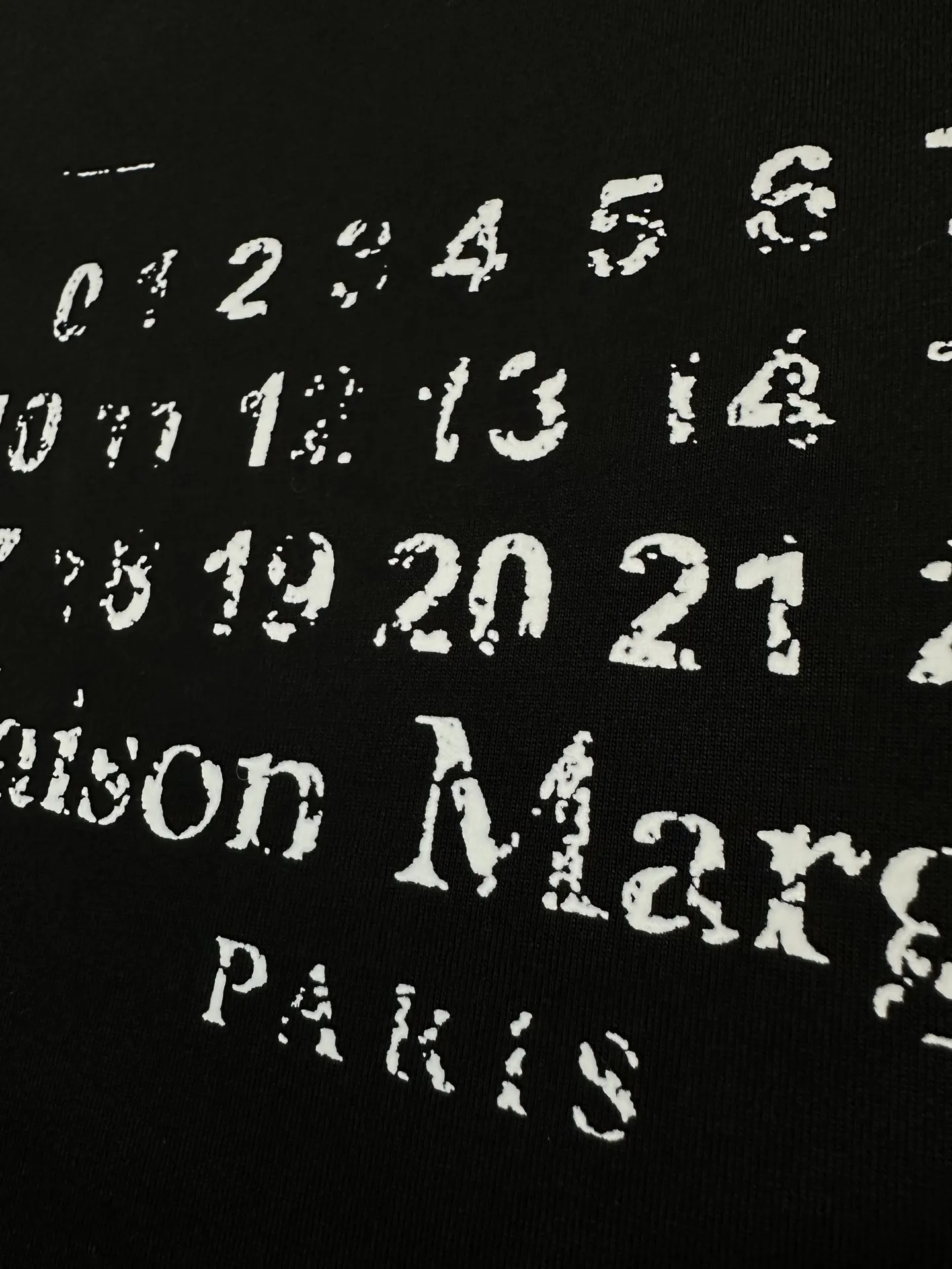 Maison Margiela Distorted Logo Print Sleeveless T-Shirt D16511334 — view 7