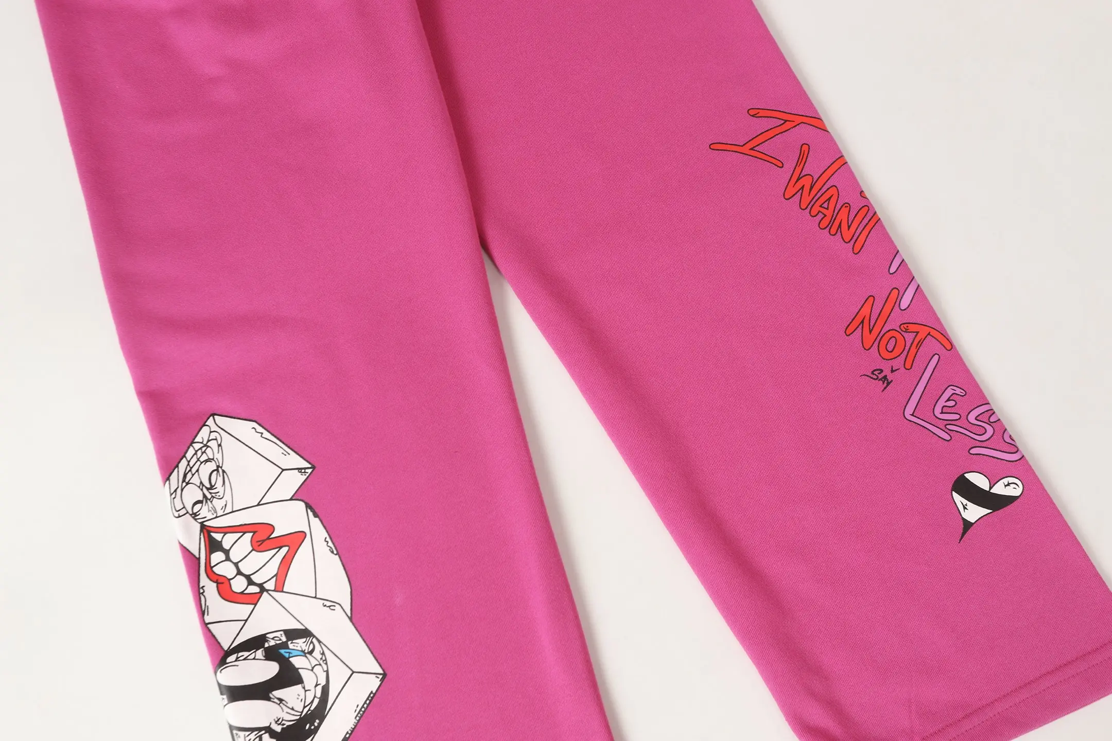 Graffiti Print Wide-Leg Sweatpants D15513536 — view 9