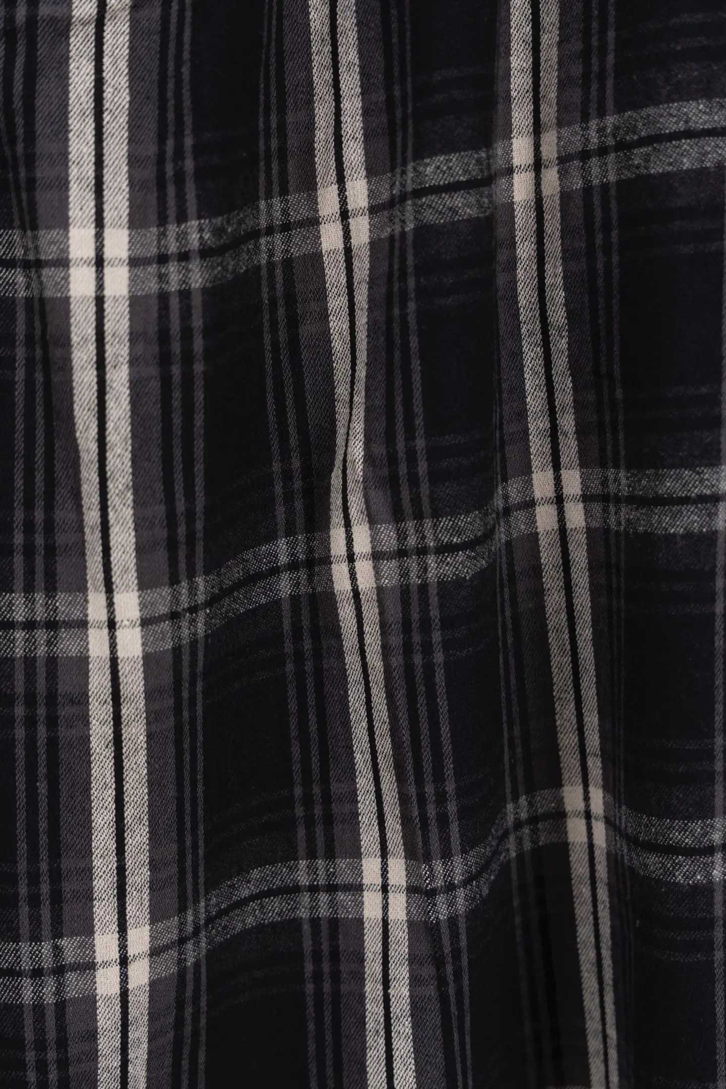 Hybrid Paneled Plaid Trousers D15512239 — view 4