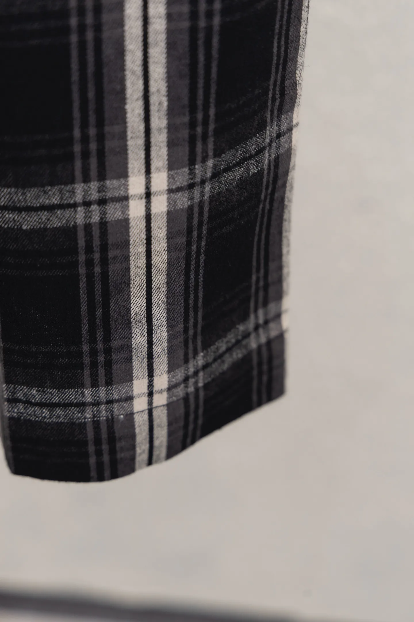 Hybrid Paneled Plaid Trousers D15512239 — view 6