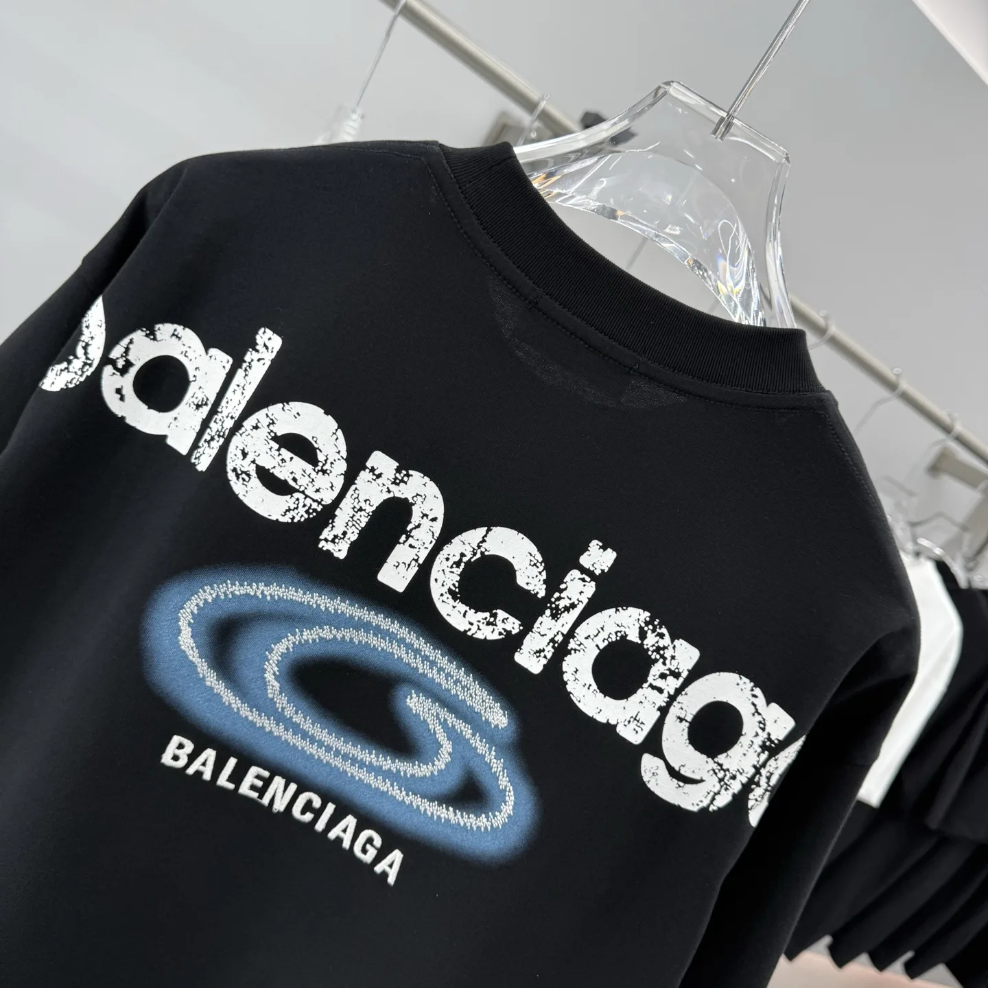 Embroidered Logo Oversized Cotton T-Shirt D15513880 — view 8