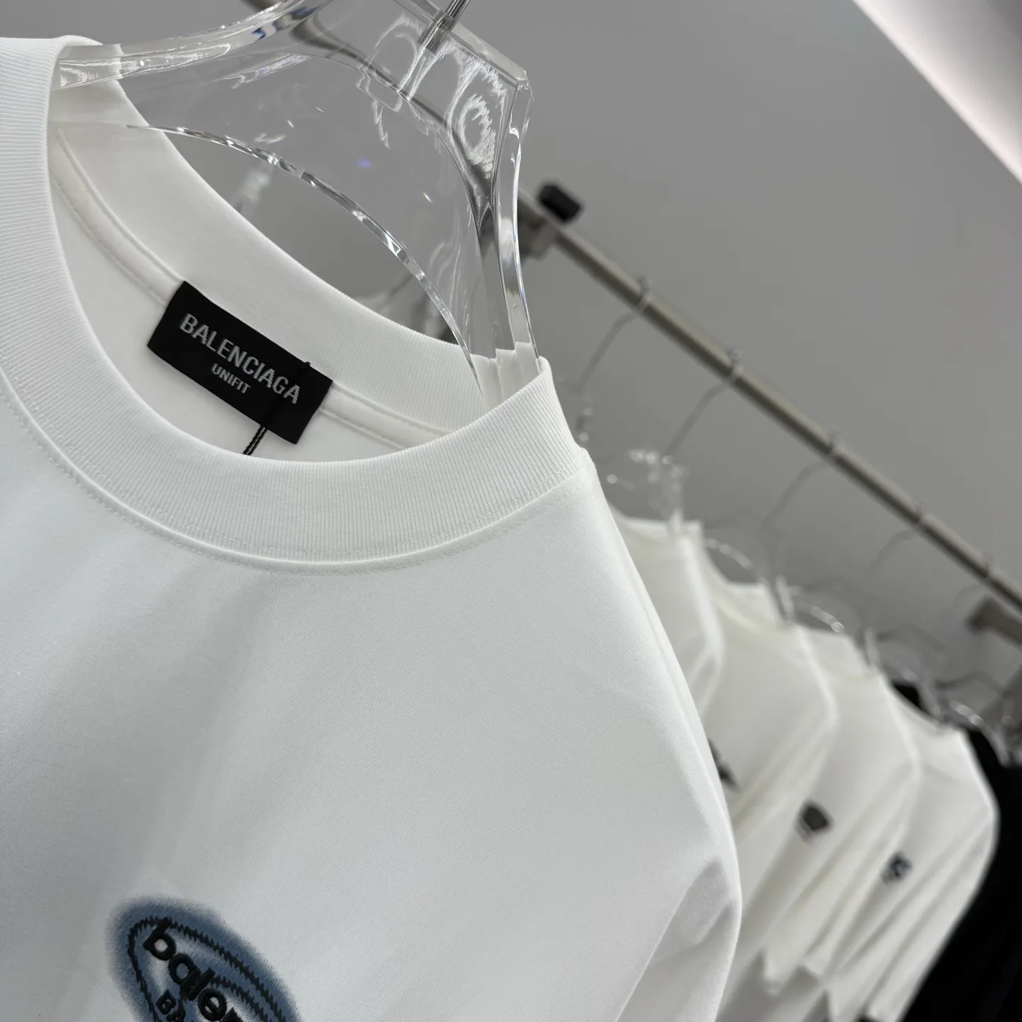 Embroidered Logo Oversized Cotton T-Shirt D15513879 — view 4