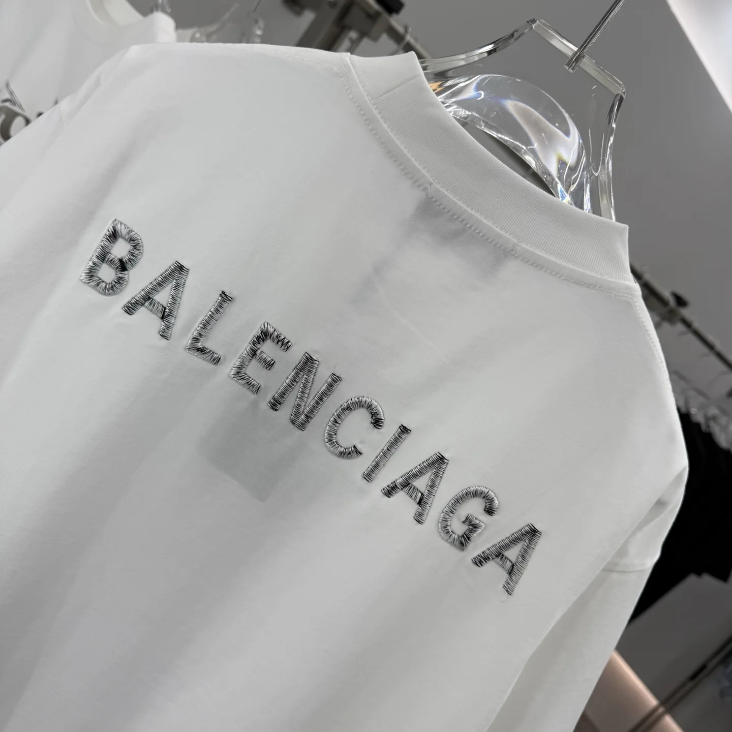 Embroidered Logo Oversized Cotton T-Shirt D15513889 — view 8