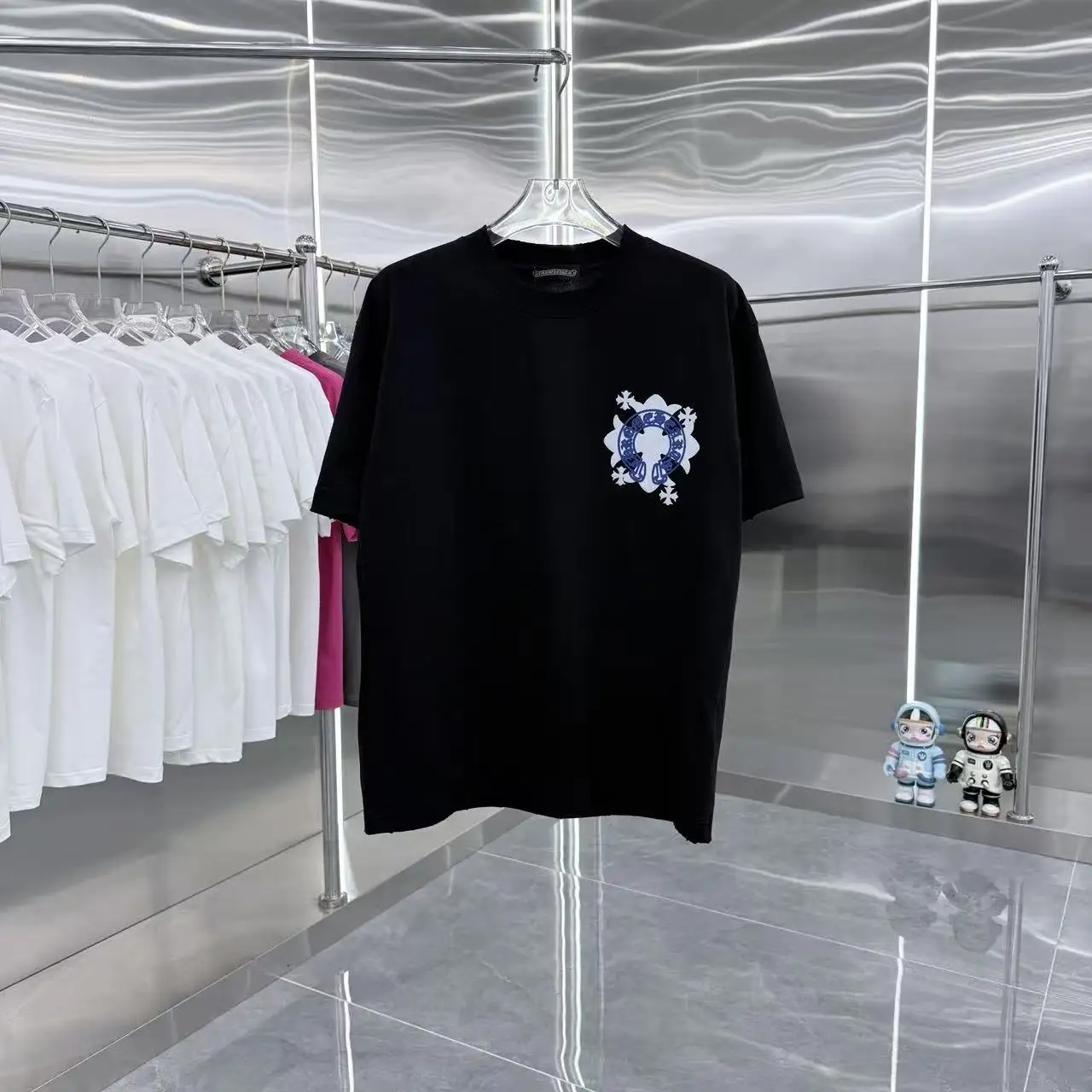Logo Graphic Distressed Cotton T-Shirt D15513947