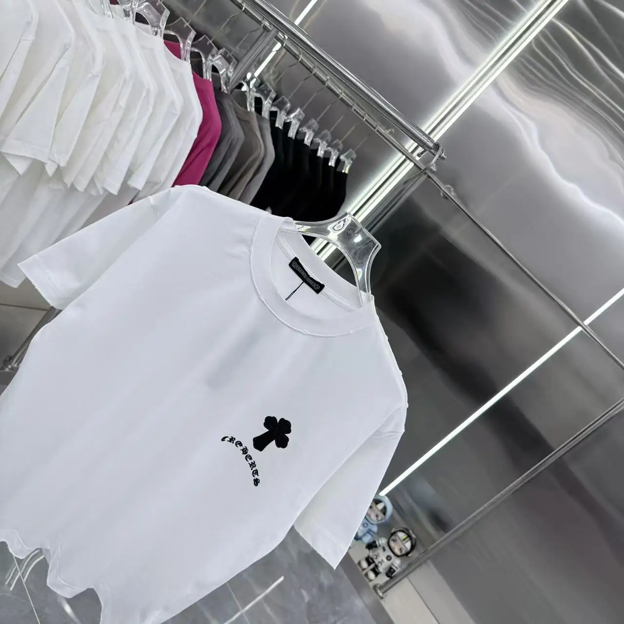 Logo-Print Distressed Cotton T-Shirt D15513952 — view 3
