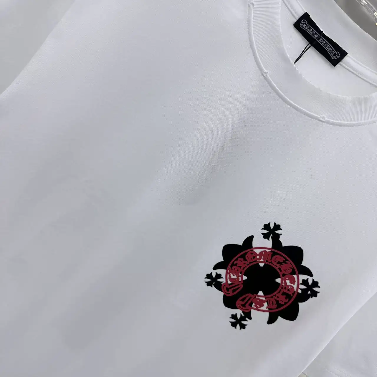 Distressed Logo Graphic T-Shirt D15513948 — view 5