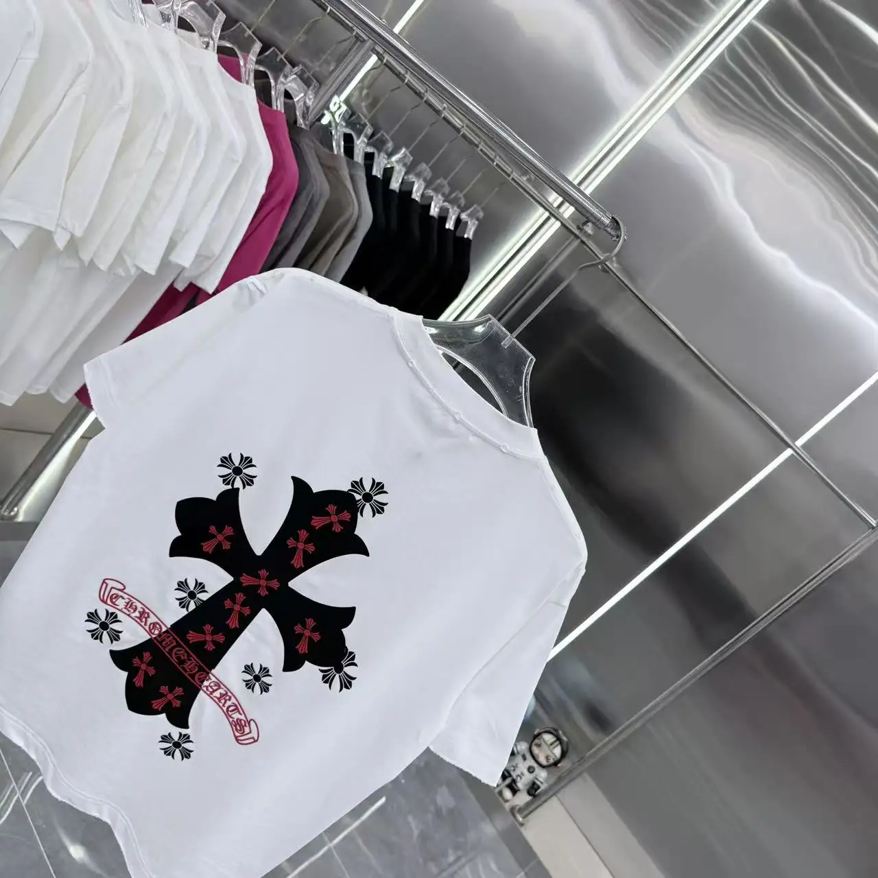 Distressed Logo Graphic T-Shirt D15513948 — view 8