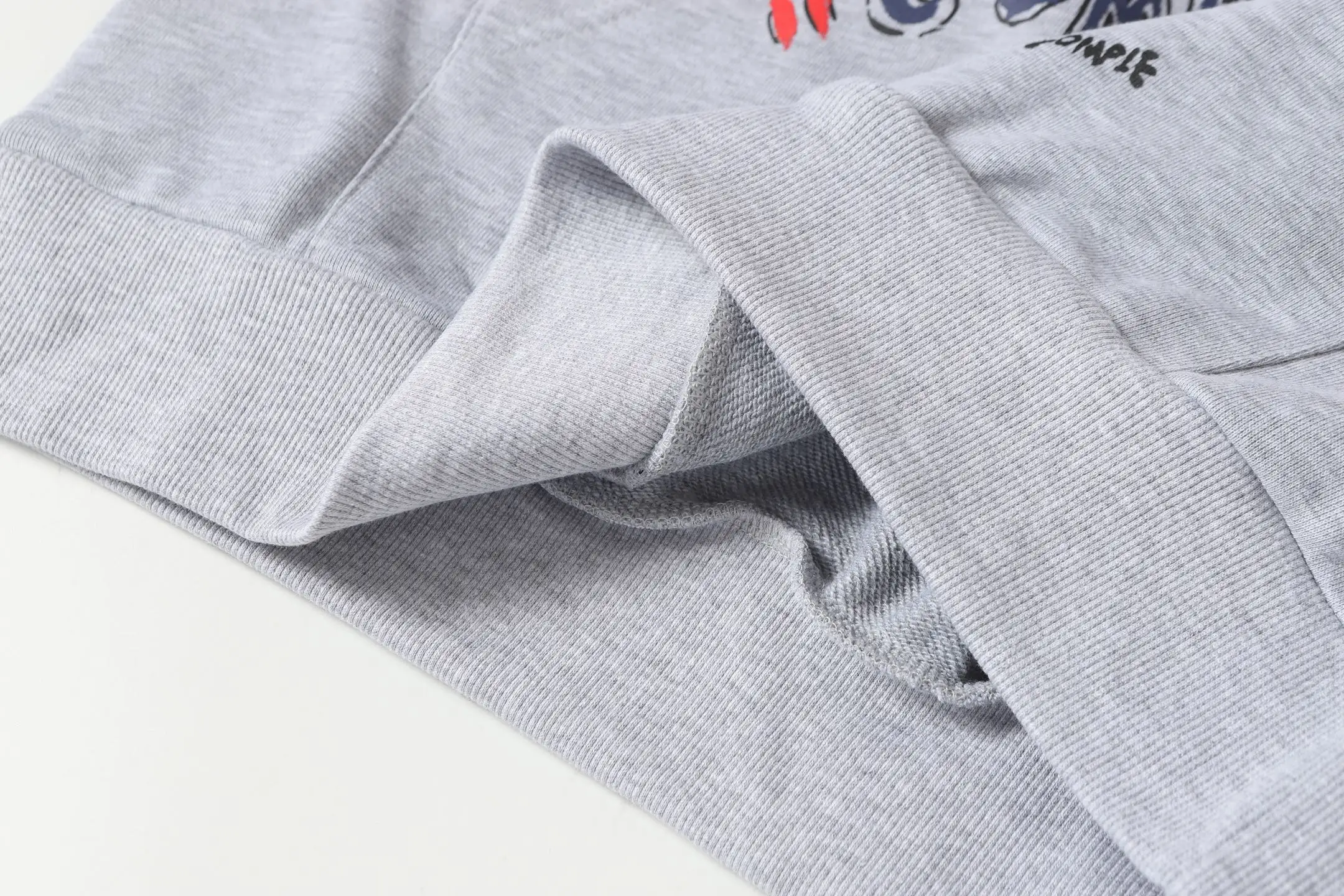Graffiti Print Cross Patch Hoodie D16013461 — view 8