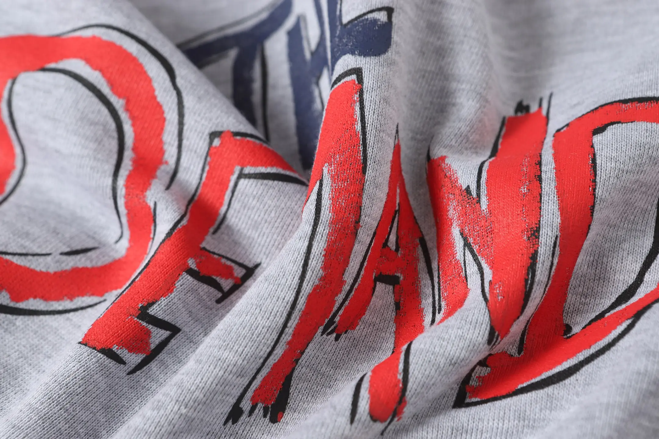 Graffiti Print Cross Patch Hoodie D16013461 — view 11