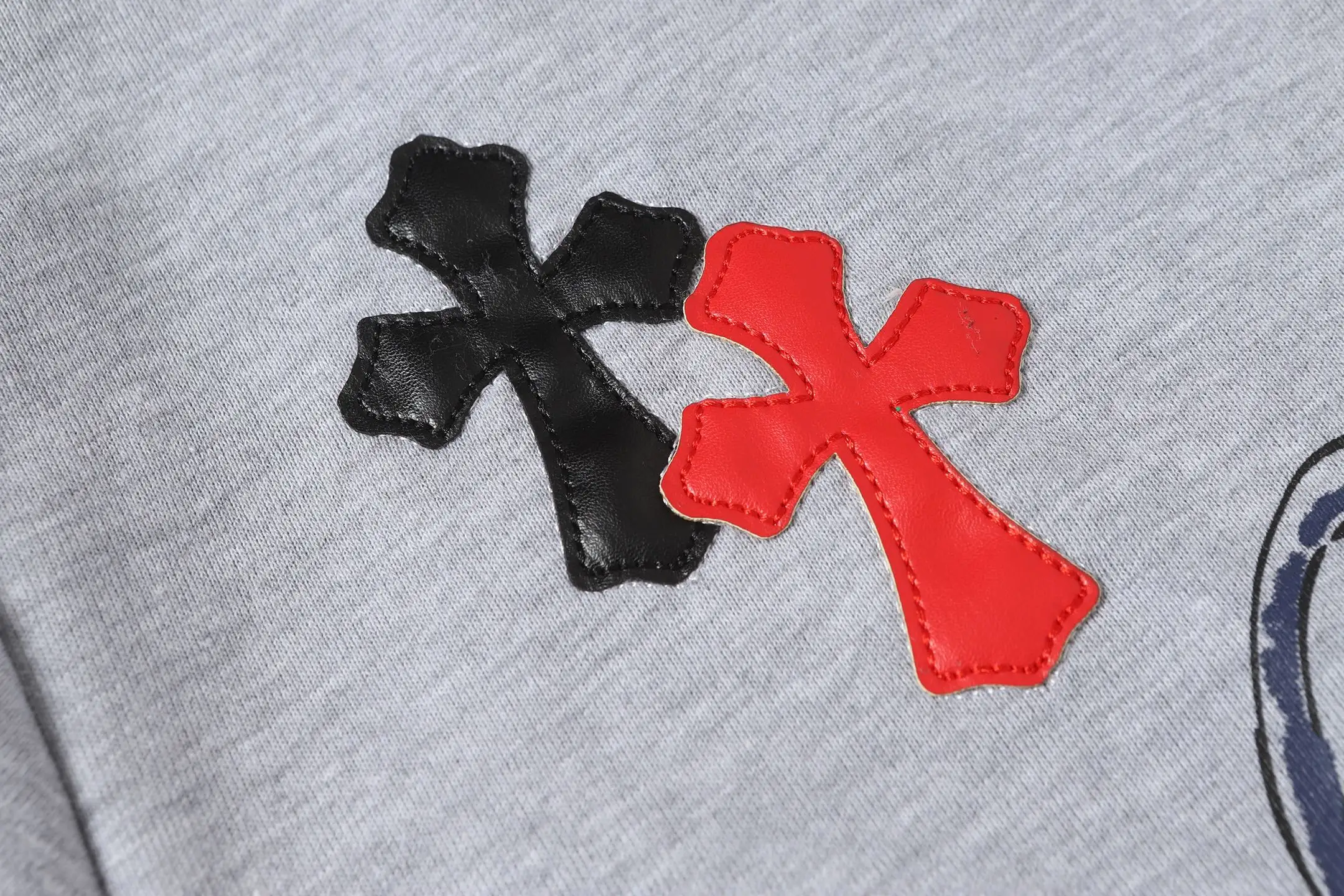 Graffiti Print Cross Patch Hoodie D16013461 — view 14