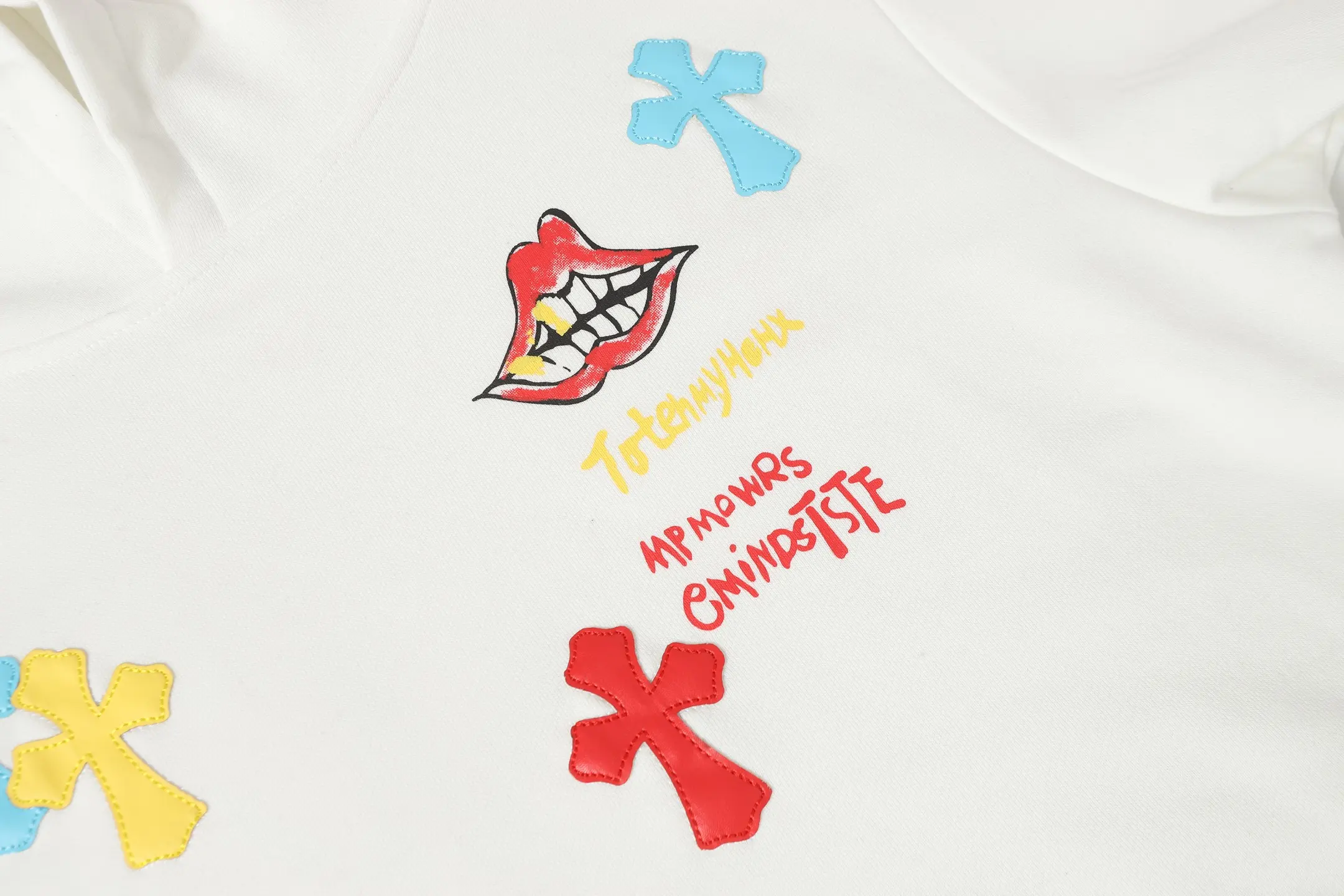 Graffiti Print Cross Patch Hoodie D16013462 — view 6
