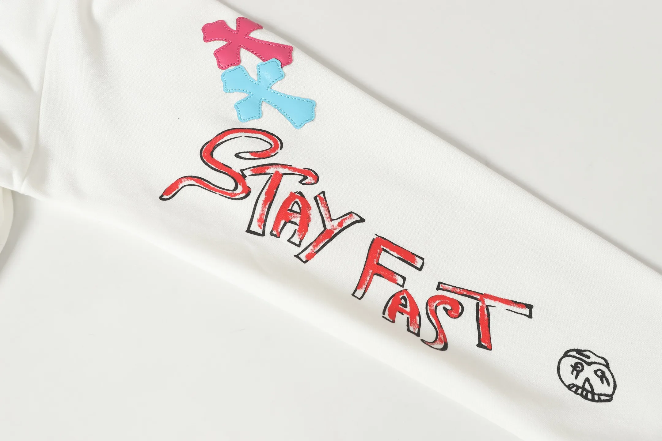 Graffiti Print Cross Patch Hoodie D16013462 — view 12