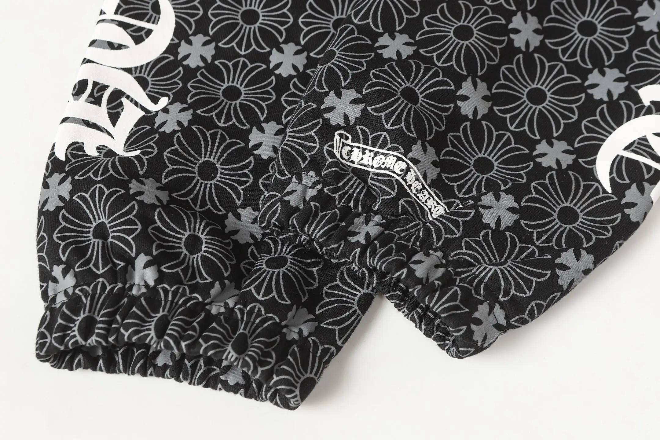Monogram Print Fleece Sweatpants D16013589 — view 15