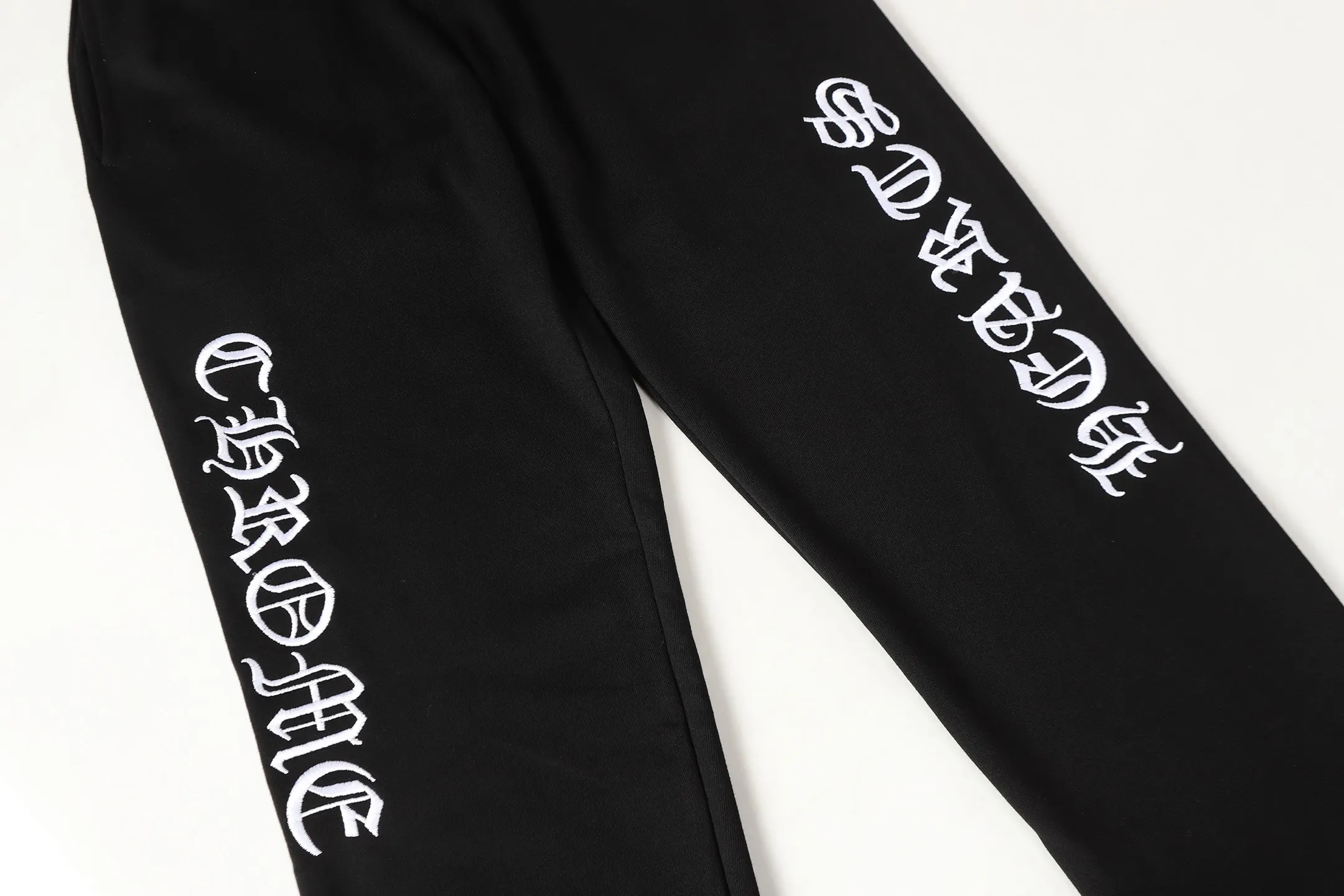 Logo Embroidery Cotton-Blend Sweatpants D16013539 — view 7