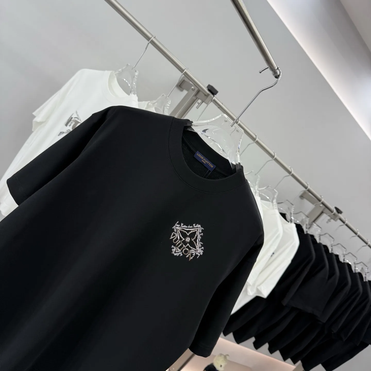 Embroidered Logo Cotton T-Shirt D16013860 — view 3
