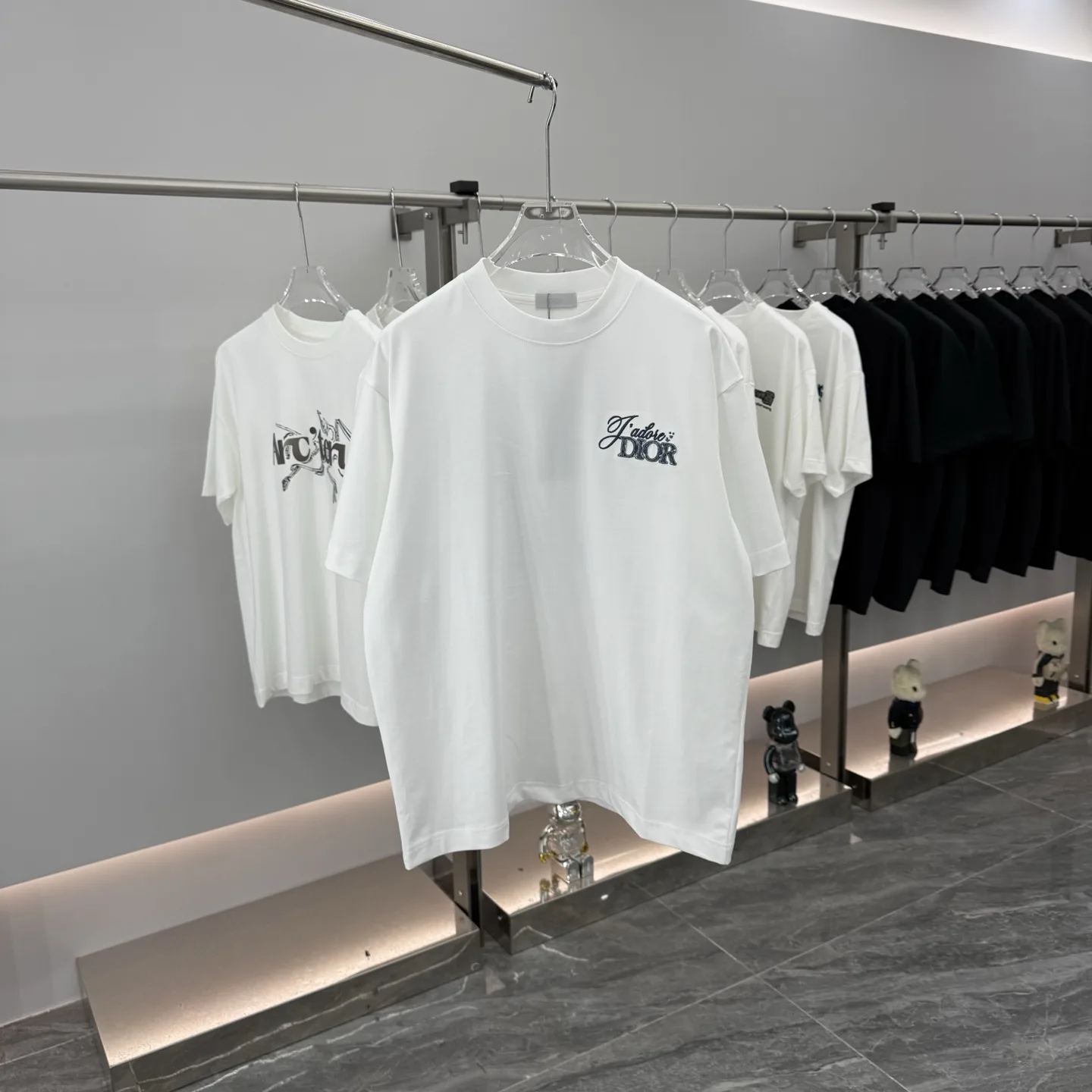 J'adore Dior Logo Embroidered Cotton T-Shirt D16013875