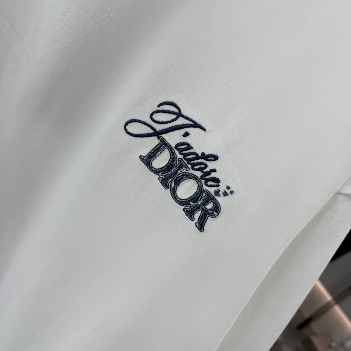J'adore Dior Logo Embroidered Cotton T-Shirt D16013875 — view 6