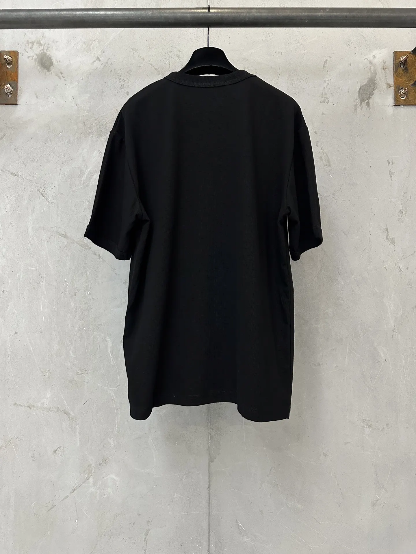 Logo-Plaque Waffle-Knit Cotton T-Shirt D16011356 — view 2