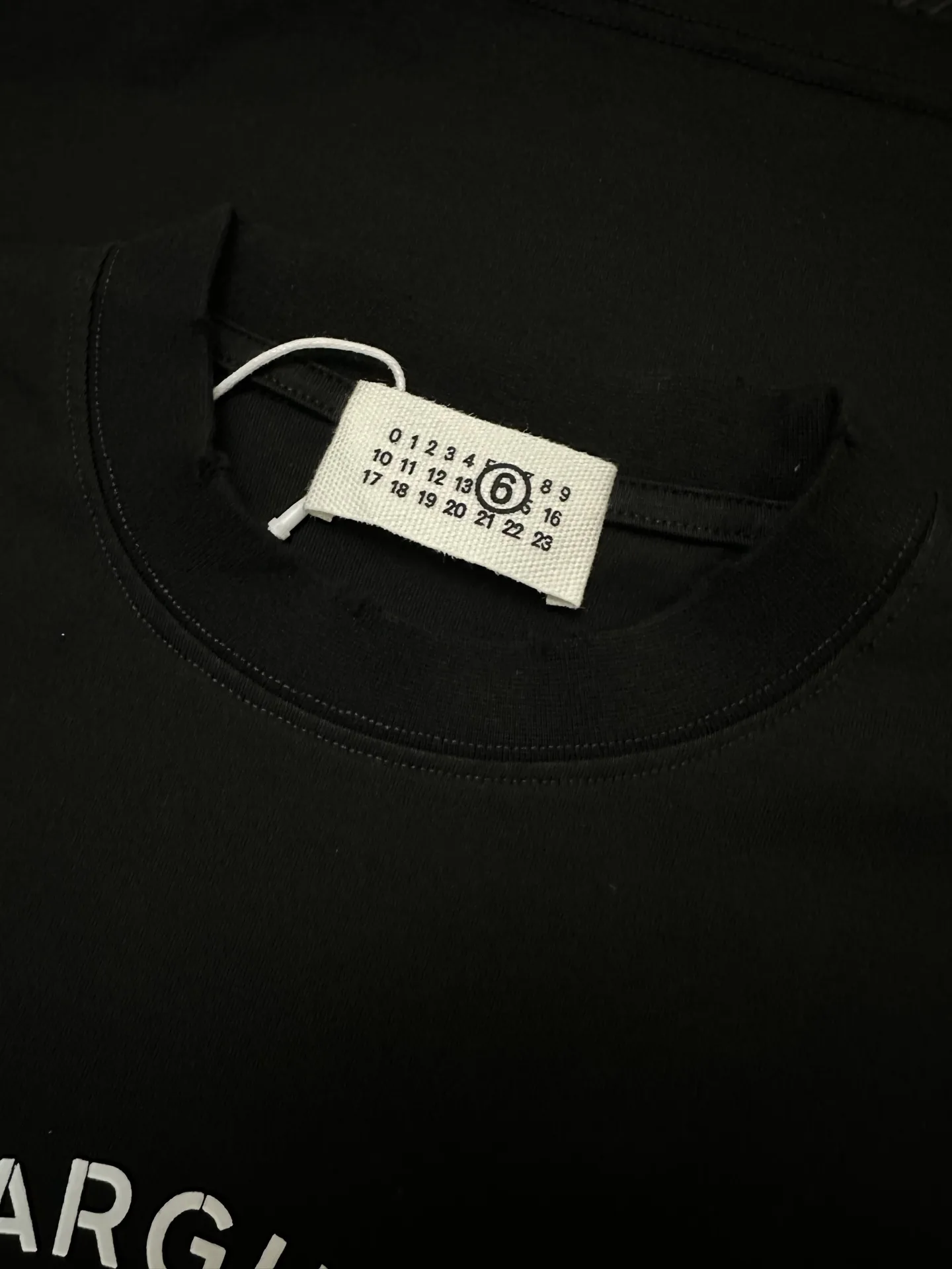 MM6 Logo Print Sleeveless T-Shirt D16011185 — view 6