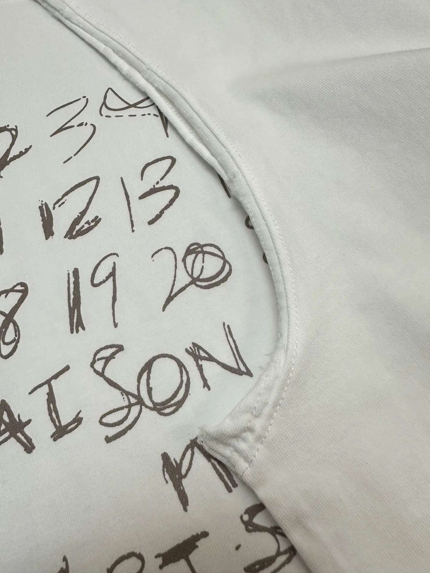 Numeric Logo Print Sleeveless T-Shirt D16011197 — view 7