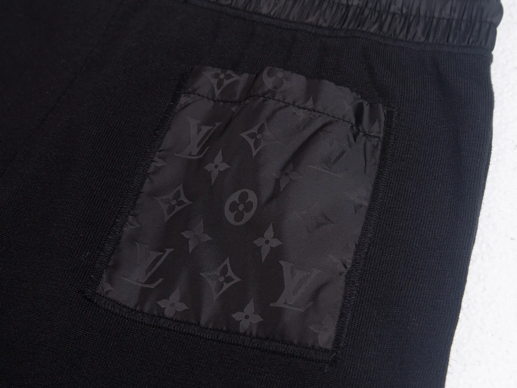 Monogram Jacquard Wool-Blend Knit Shorts D16015850 — view 4